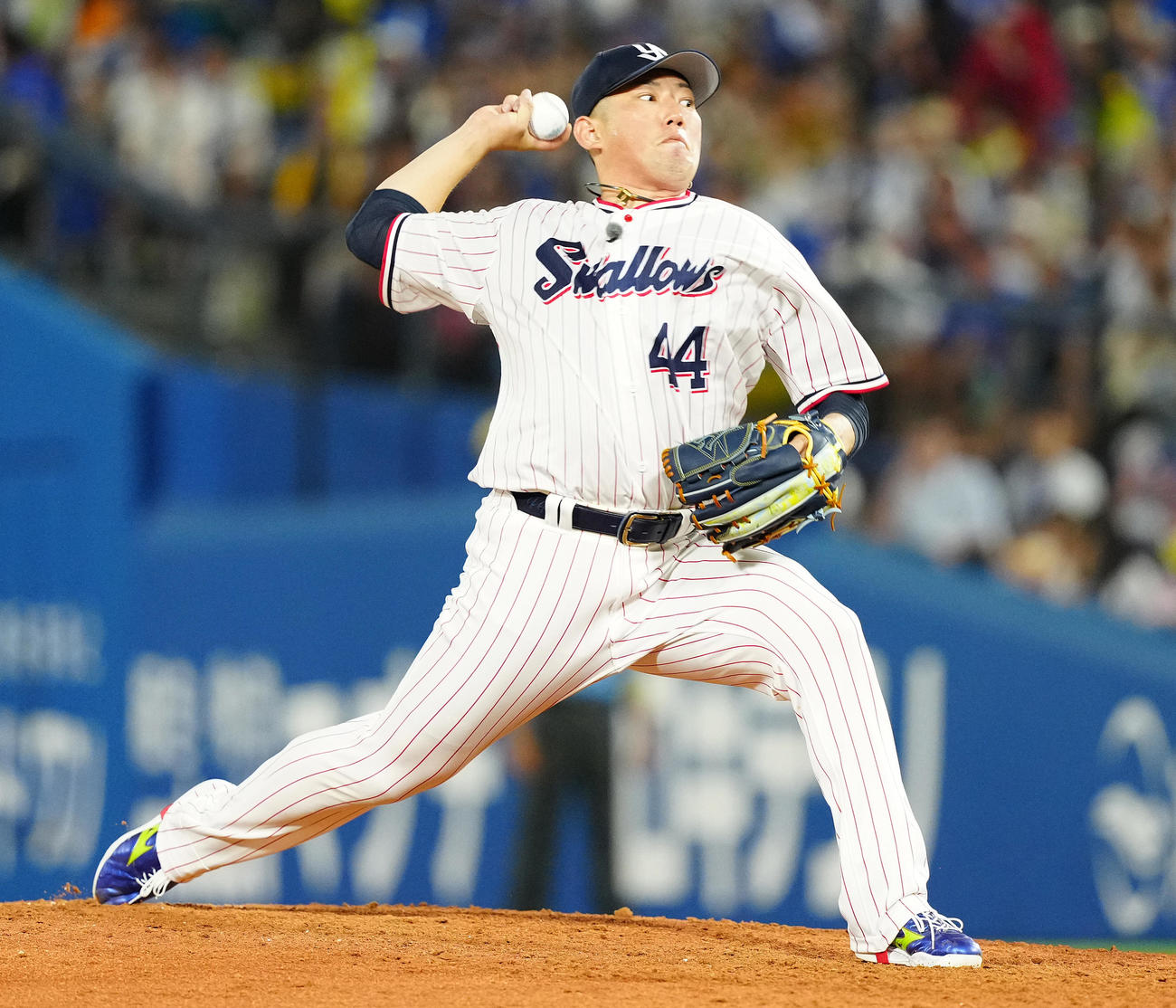 全セ対全パ　5回表から4番手で登板した全セ大西（撮影・鈴木みどり）