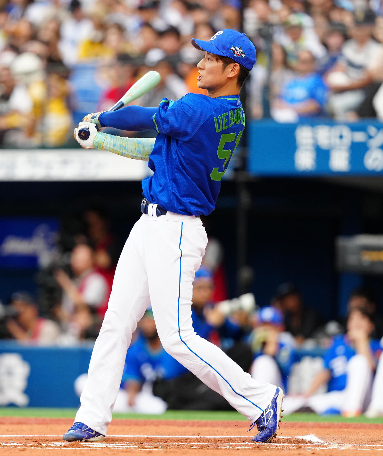 全セ対全パ　ホームランダービー準々決勝で本塁打を放つ中日上林（撮影・鈴木みどり）