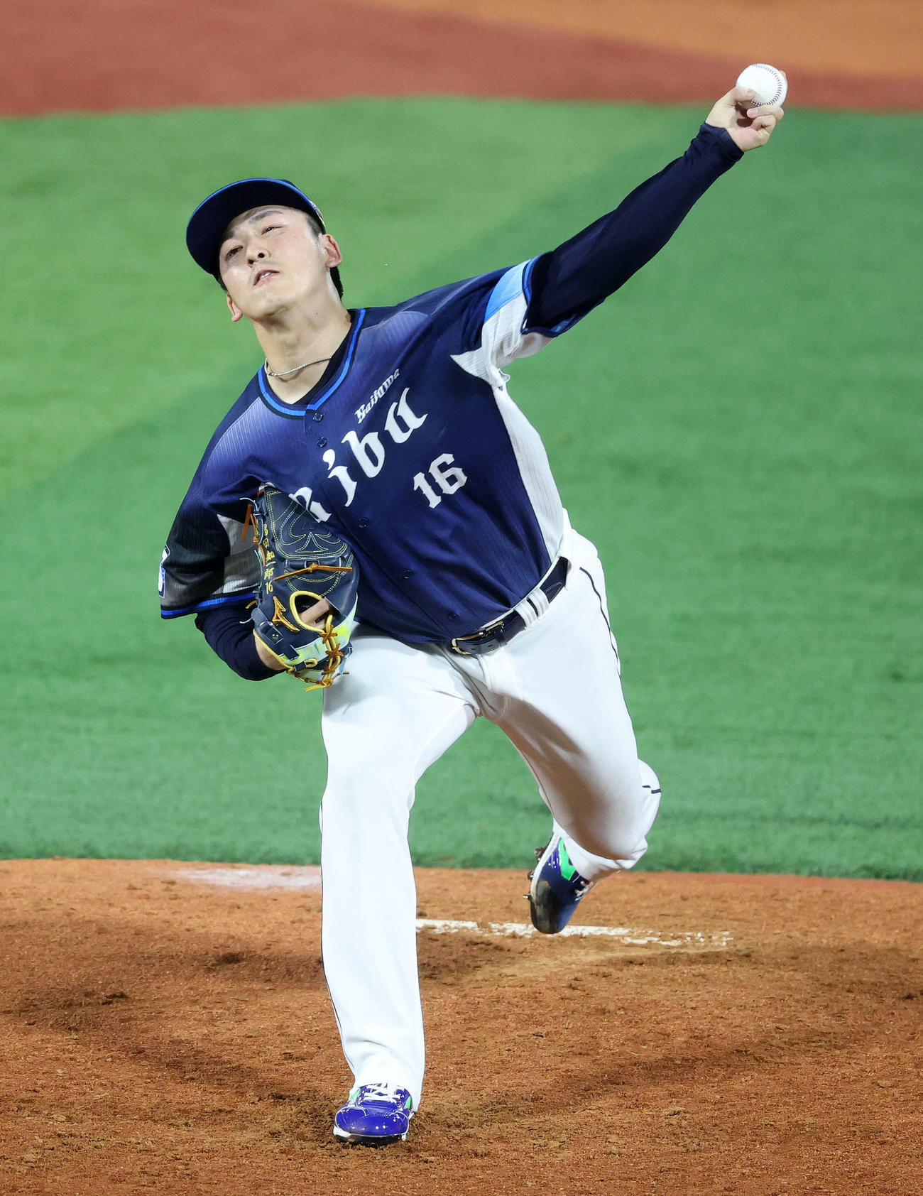 全セ対全パ　力投する全パ隅田（撮影・鈴木正人）