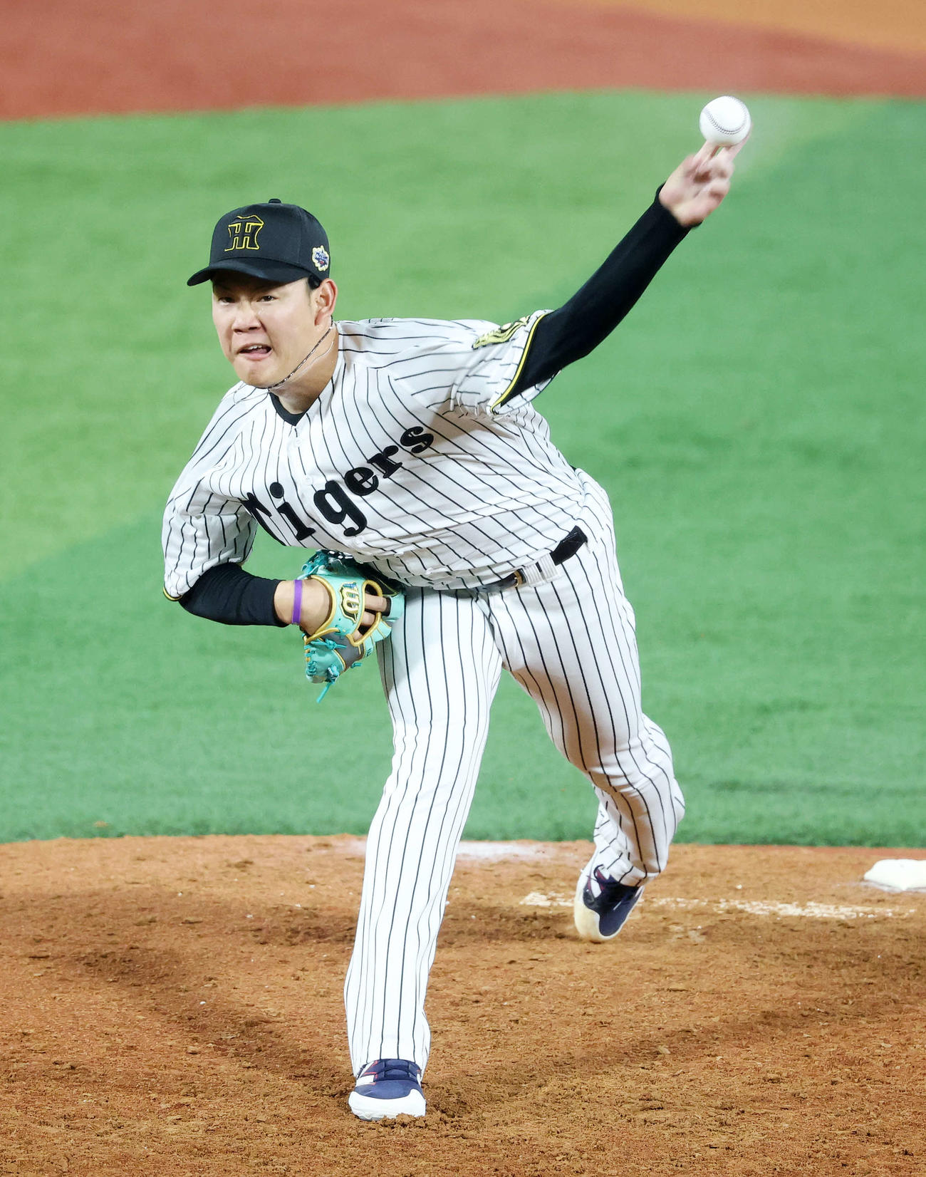 全セ対全パ　力投する全セ及川（撮影・鈴木正人）