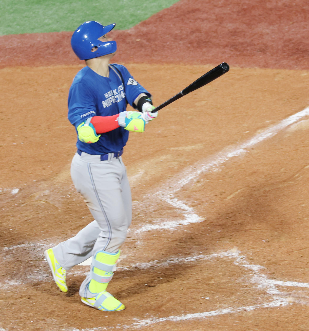 全セ対全パ　4回表全パ2死、右越え本塁打を放つ清宮幸（撮影・野上伸悟）