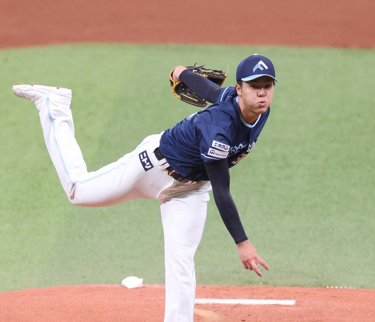日本ハム対ロッテ　日本ハム先発の柴田（撮影・黒川智章）