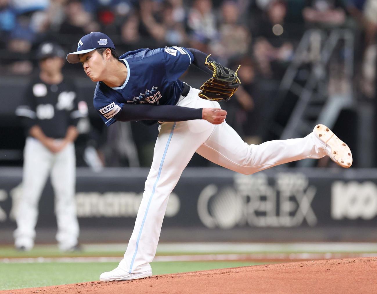 日本ハム対ロッテ　日本ハム先発の柴田（撮影・黒川智章）