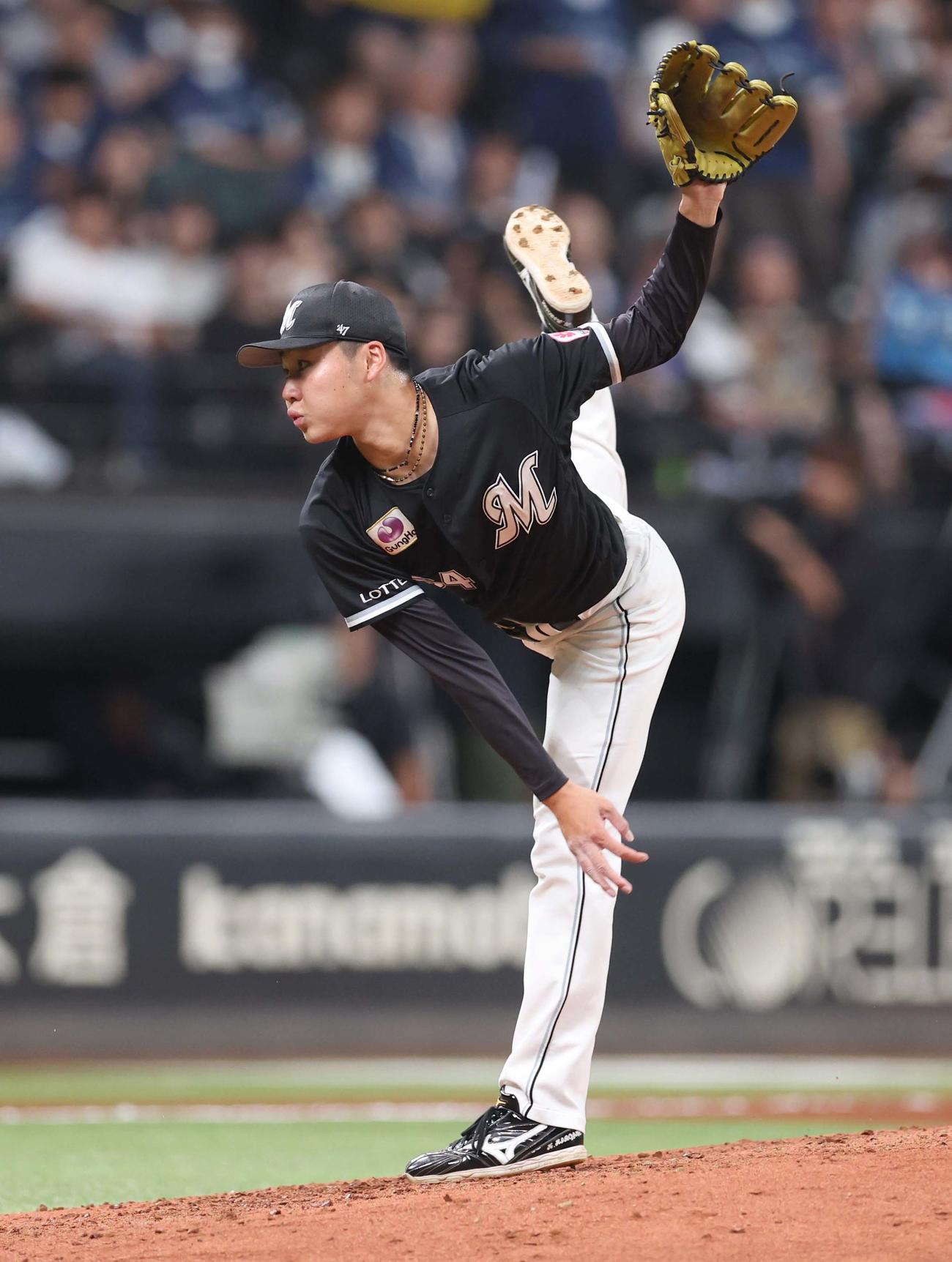 日本ハム対ロッテ　5回に登板の広池（撮影・黒川智章）