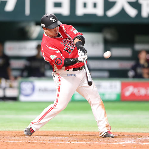 ソフトバンク】山川穂高ダメ押し15号3ラン「とにかく集中して。後半戦