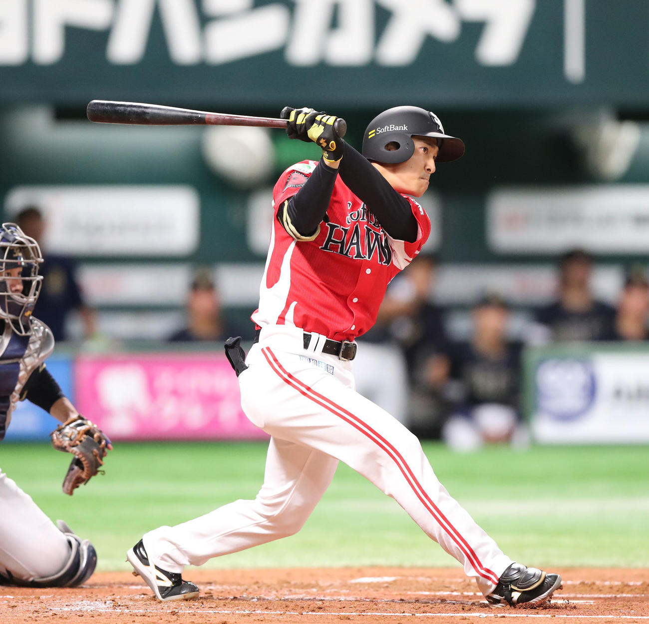 ソフトバンク対オリックス　2回裏ソフトバンク無死一、三塁、柳町は右前に先制適時打を放つ（撮影・梅根麻紀）