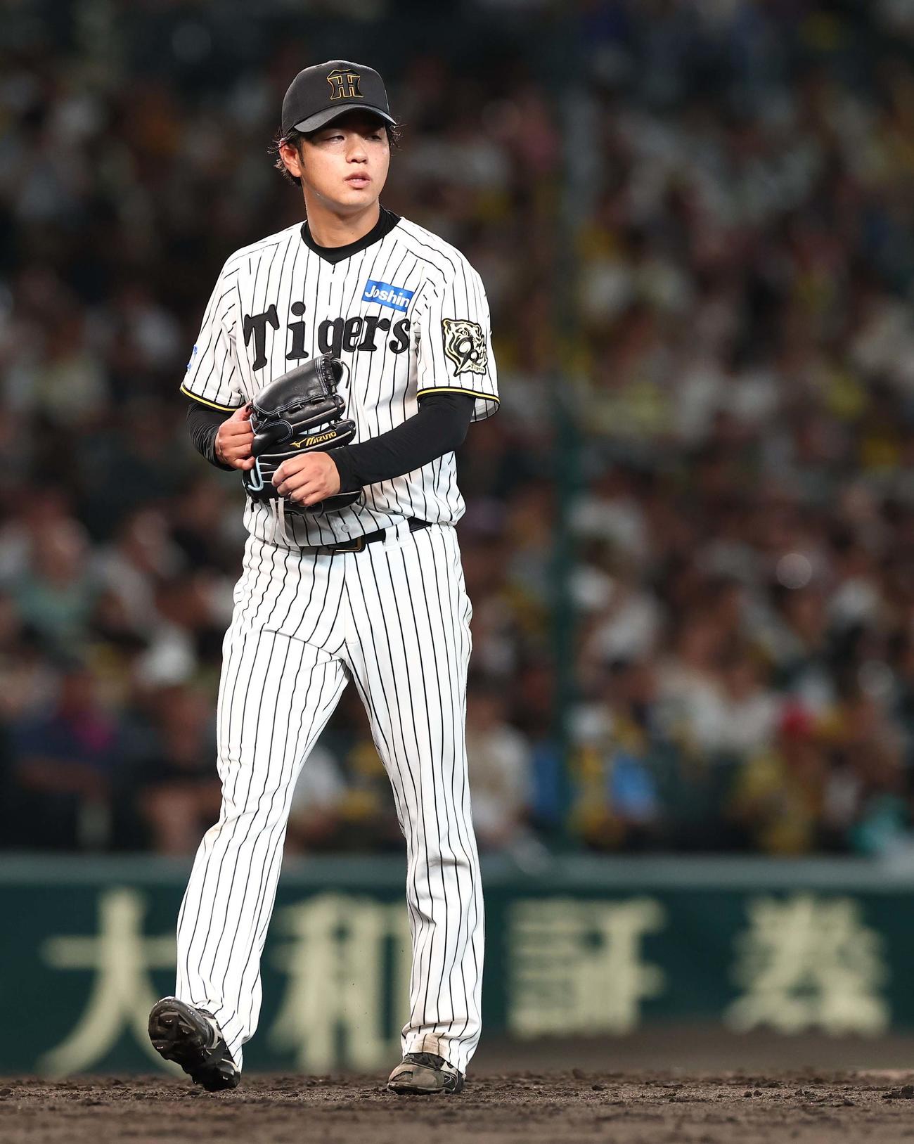 阪神対DeNA 6回途中1失点で降板する高橋（撮影・上田博志）