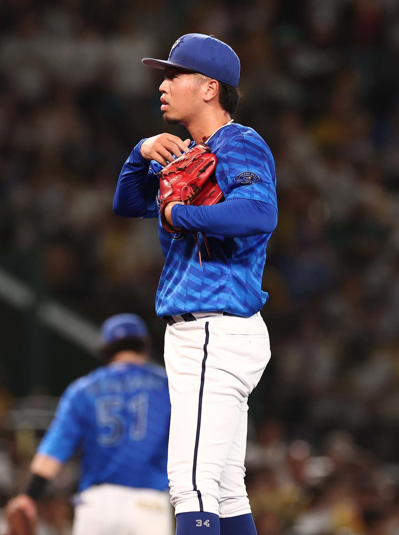 阪神対DeNA 7回、大山悠輔に2点適時二塁打を浴びた松本凌人（撮影・上田博志）