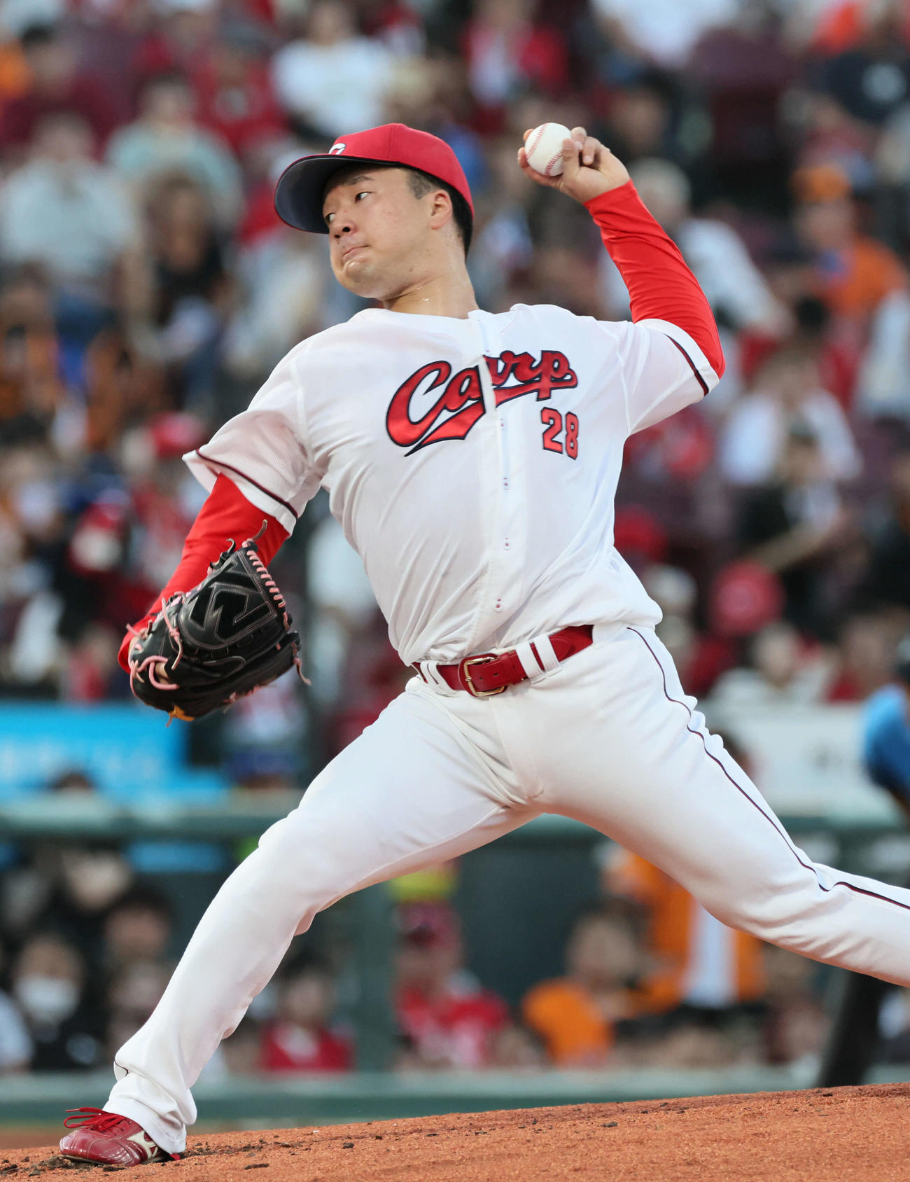 広島対巨人　広島先発の佐藤柳（撮影・加藤孝規）