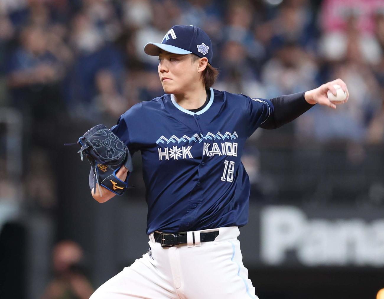 日本ハム対ソフトバンク　日本ハム先発の山崎（撮影・黒川智章）