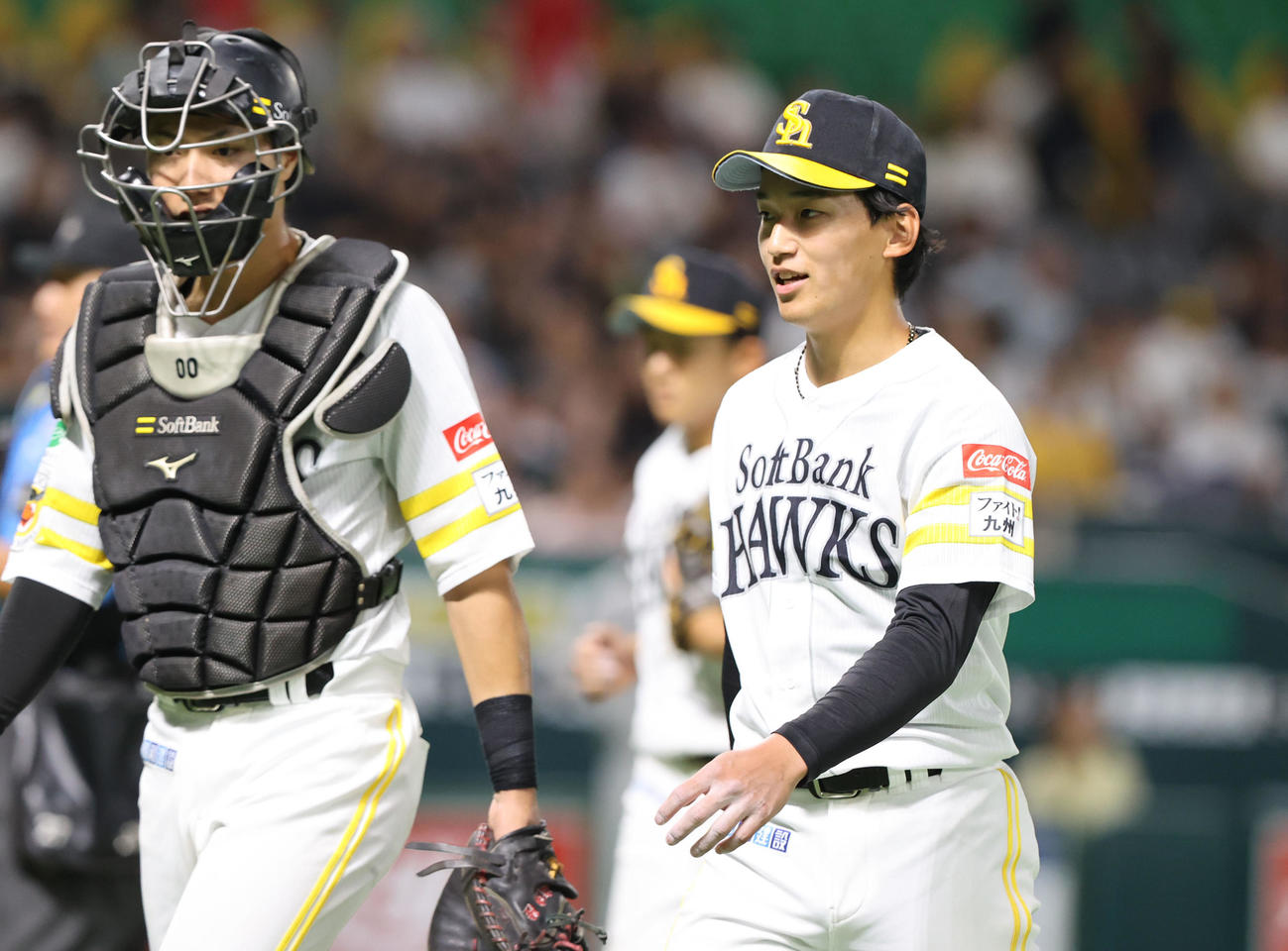 ソフトバンク対くふうハヤテ　先発の前田悠は4回を投げ無失点と好投、ベンチに引きあげる（撮影・梅根麻紀）