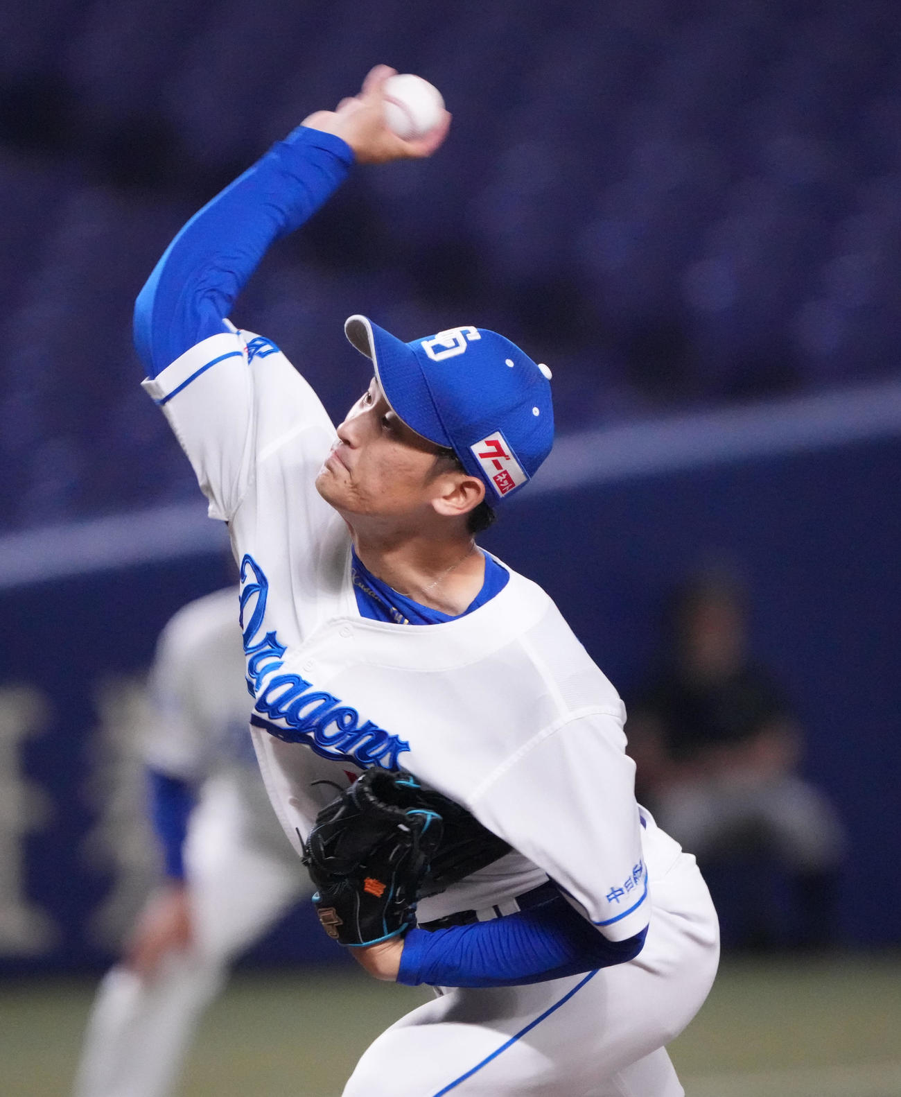 ウエスタン中日対阪神　6回表、中日3番手で登板する草加（撮影・森本幸一）