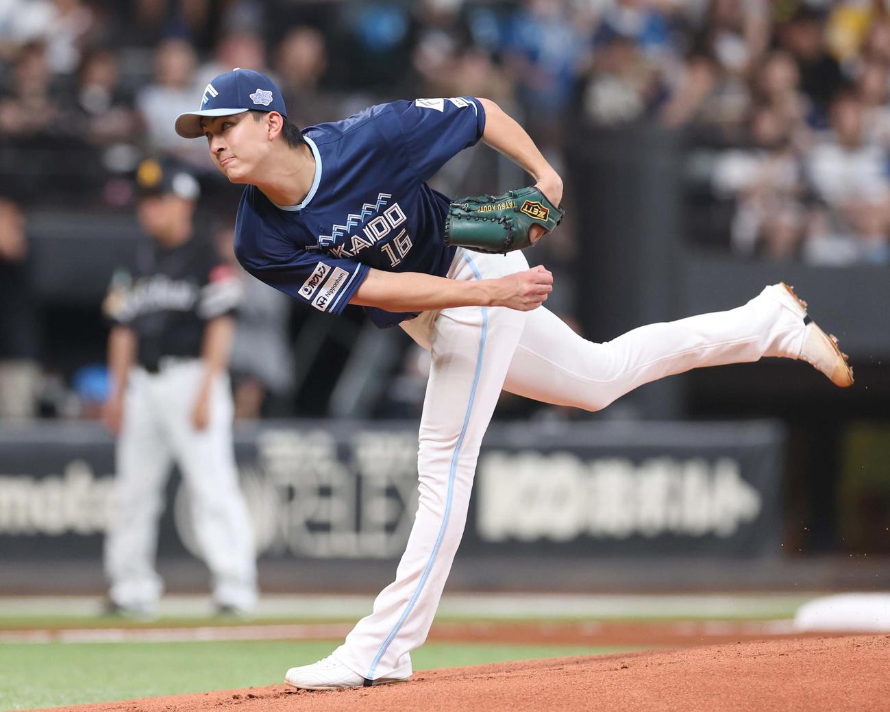 日本ハム対ソフトバンク　日本ハム先発の達（撮影・黒川智章）