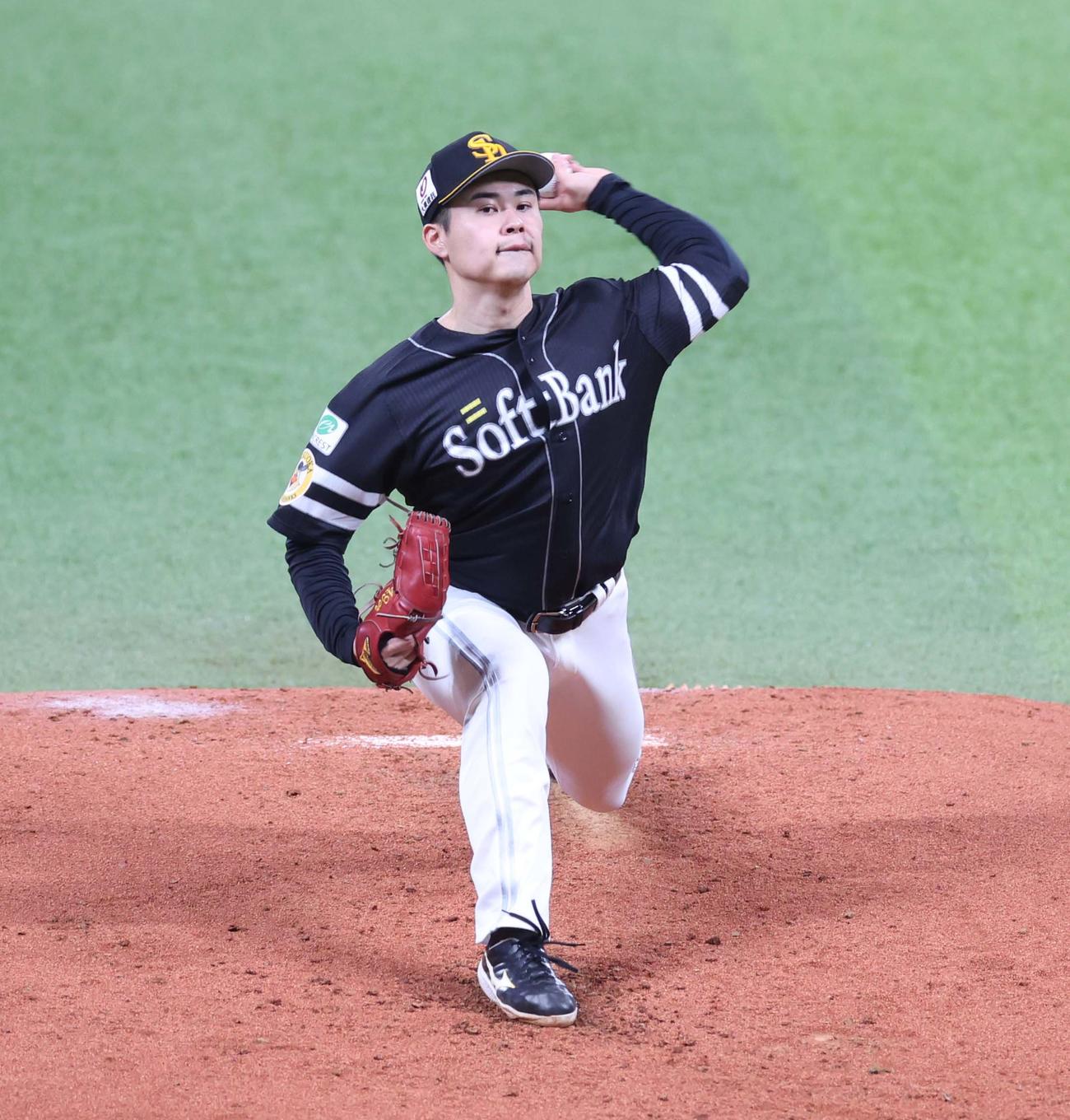 日本ハム対ソフトバンク　ソフトバンク先発の松本晴（撮影・黒川智章）