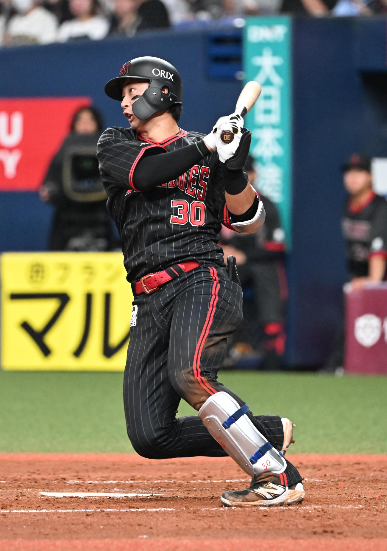オリックス対西武　5回裏オリックス無死、左前打を放つ広岡（撮影・和賀正仁）