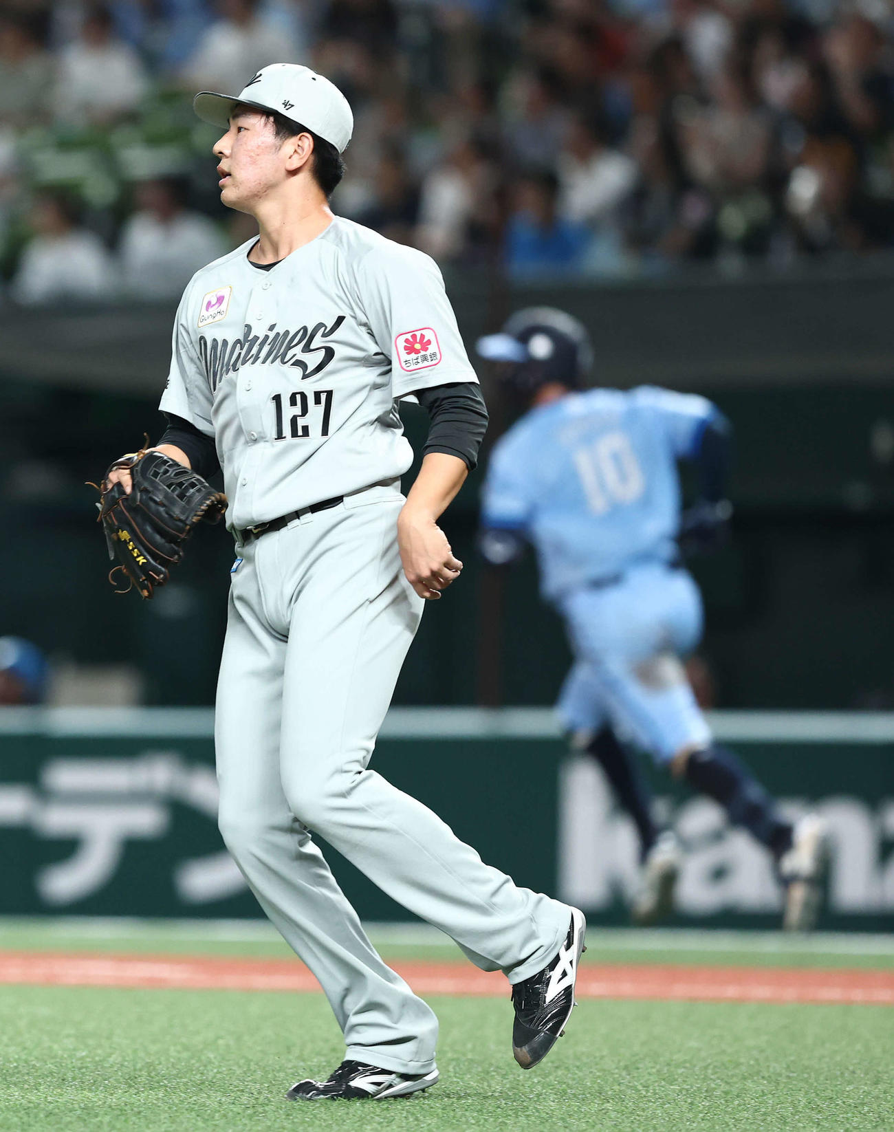 西武対ロッテ　4回裏西武2死一塁、デービスに2点本塁打を浴びる吉川（撮影・河田真司）