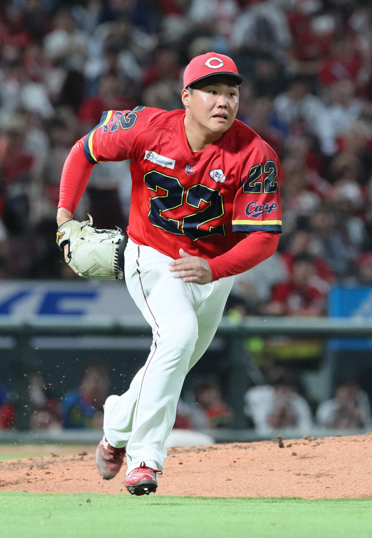 広島対中日　6回表中日2死、上林を内野ゴロに打ち取った高（撮影・加藤孝規）