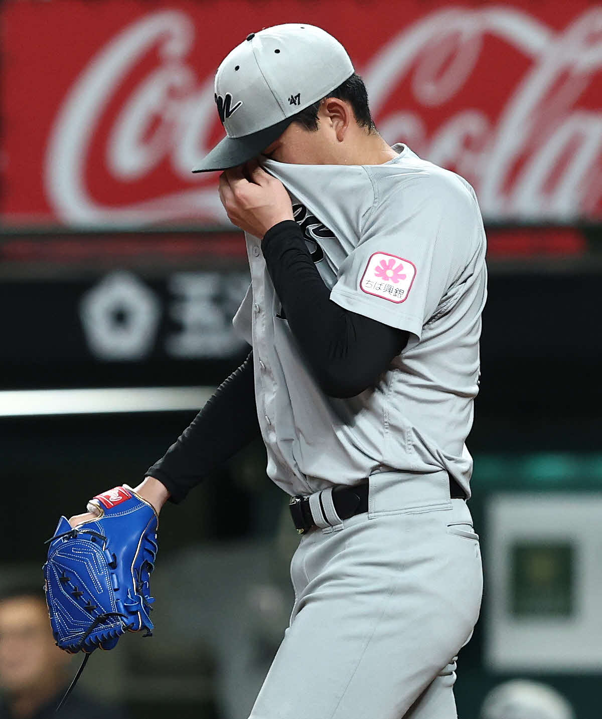 西武対ロッテ　2回裏西武1死満塁、西川に左前適時打を浴びる小島（撮影・河田真司）