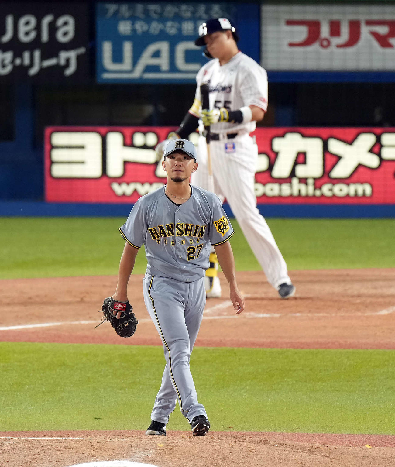 ヤクルト対阪神　4回裏ヤクルト1死、村上を空振り三振に仕留める伊藤将（撮影・たえ見朱実）