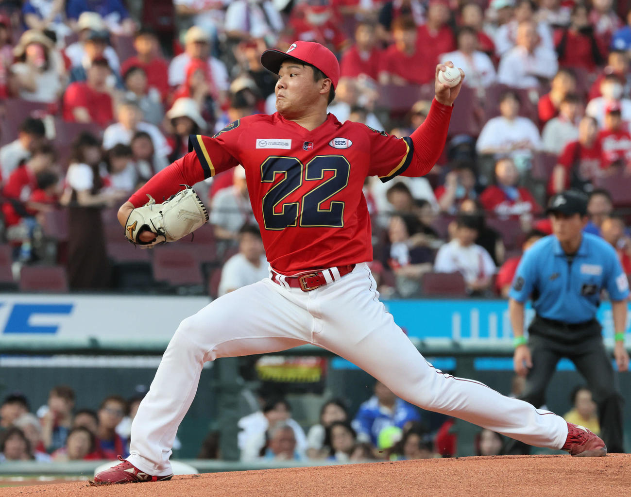 広島対中日　広島先発の高（撮影・加藤孝規）