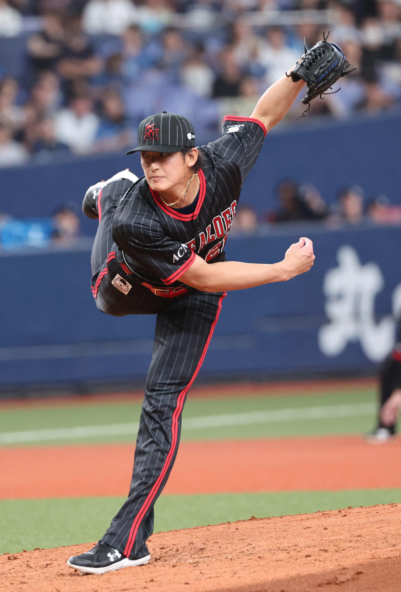 オリックス対日本ハム　オリックス2番手の山崎（撮影・西尾就之）