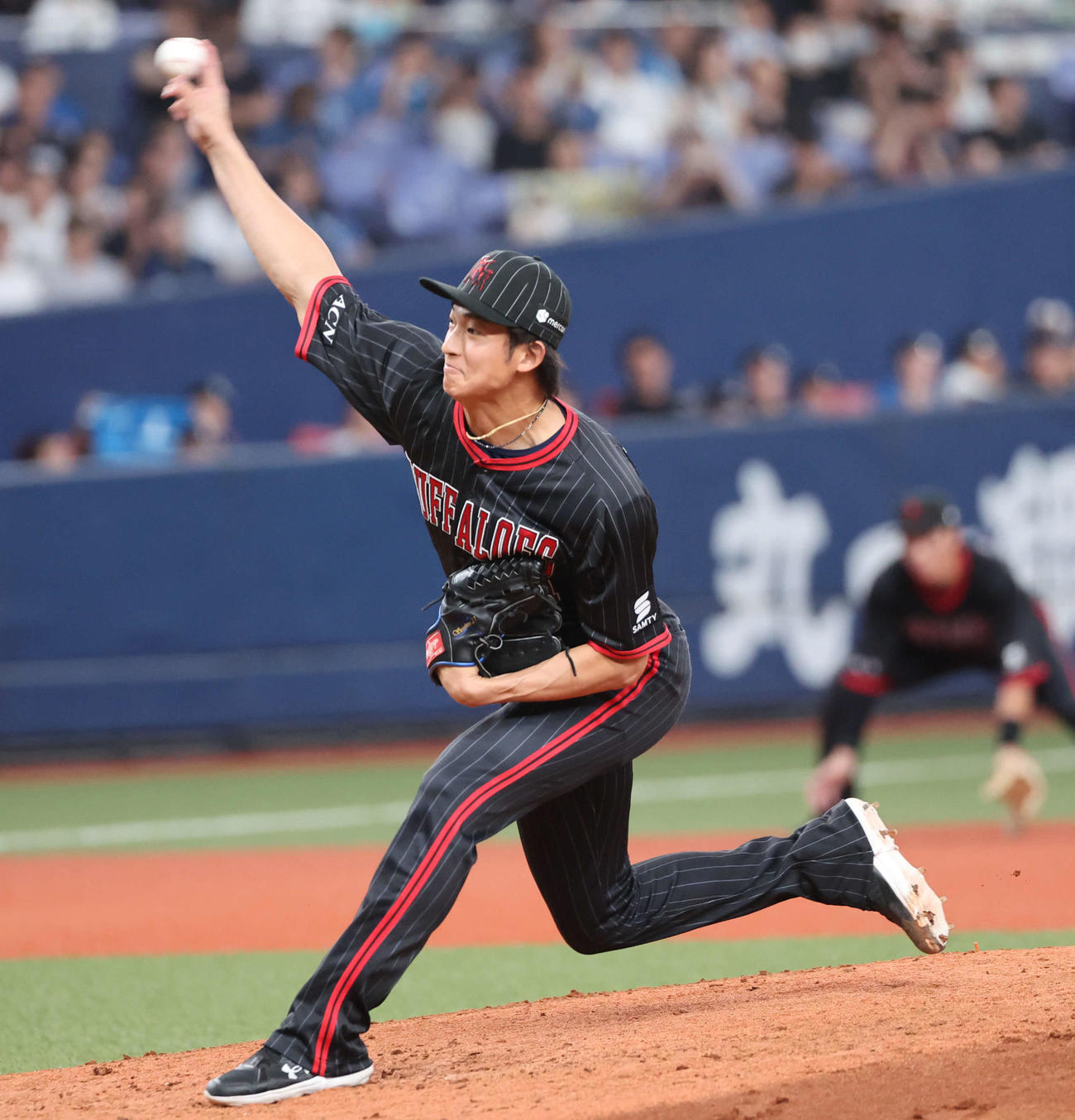 オリックス対日本ハム　オリックス2番手の山崎（撮影・西尾就之）