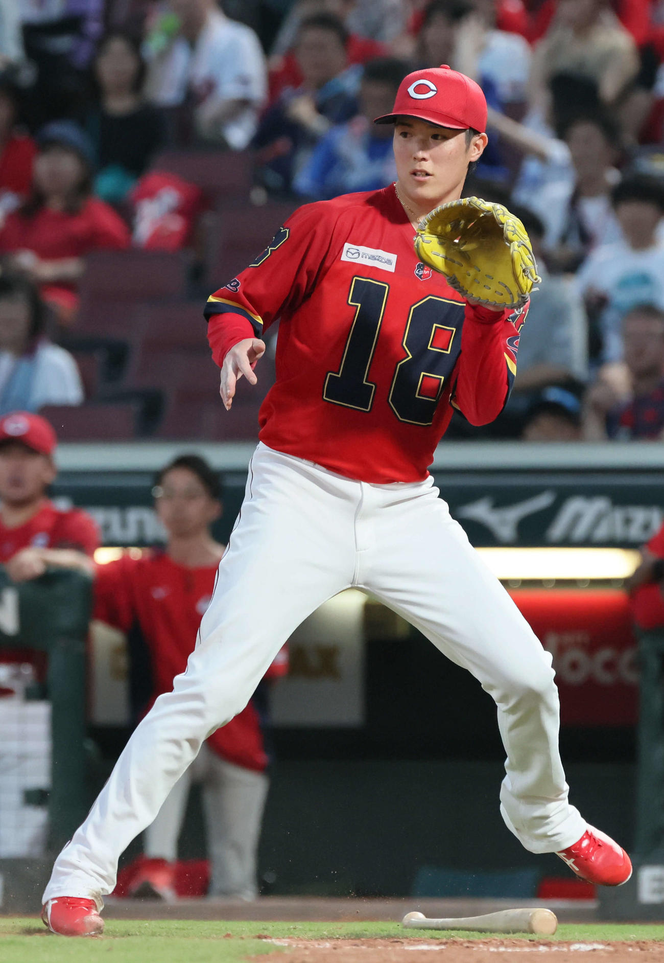 広島対中日　4回表中日2死満塁、岡林に右適時打を浴びた森下（撮影・加藤孝規）