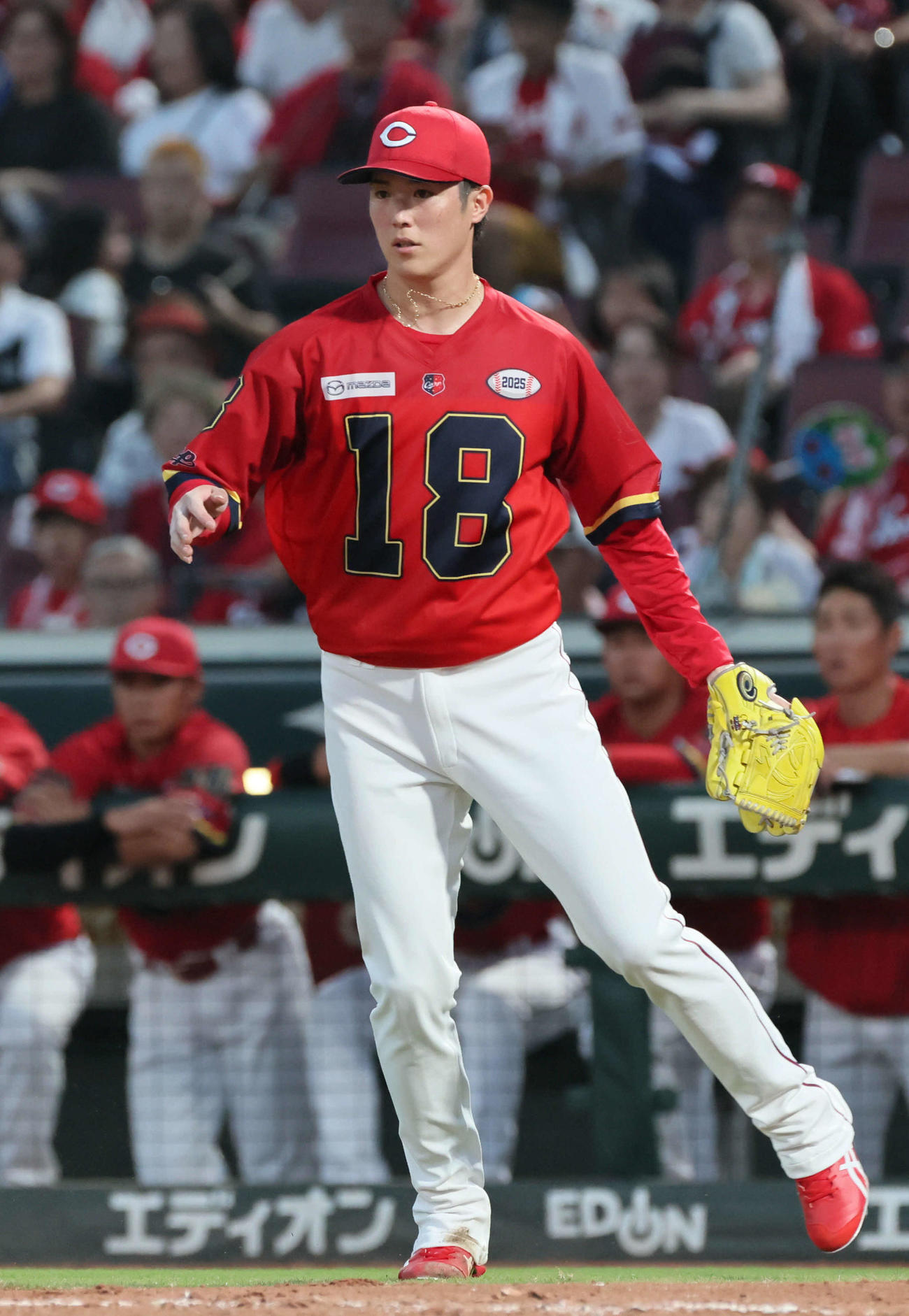 広島対中日　4回表中日2死満塁、岡林に右適時打を浴びた森下（撮影・加藤孝規）