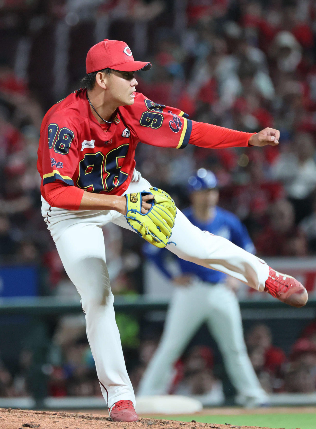 広島対中日　8回表中日、広島4番手の辻（撮影・加藤孝規）