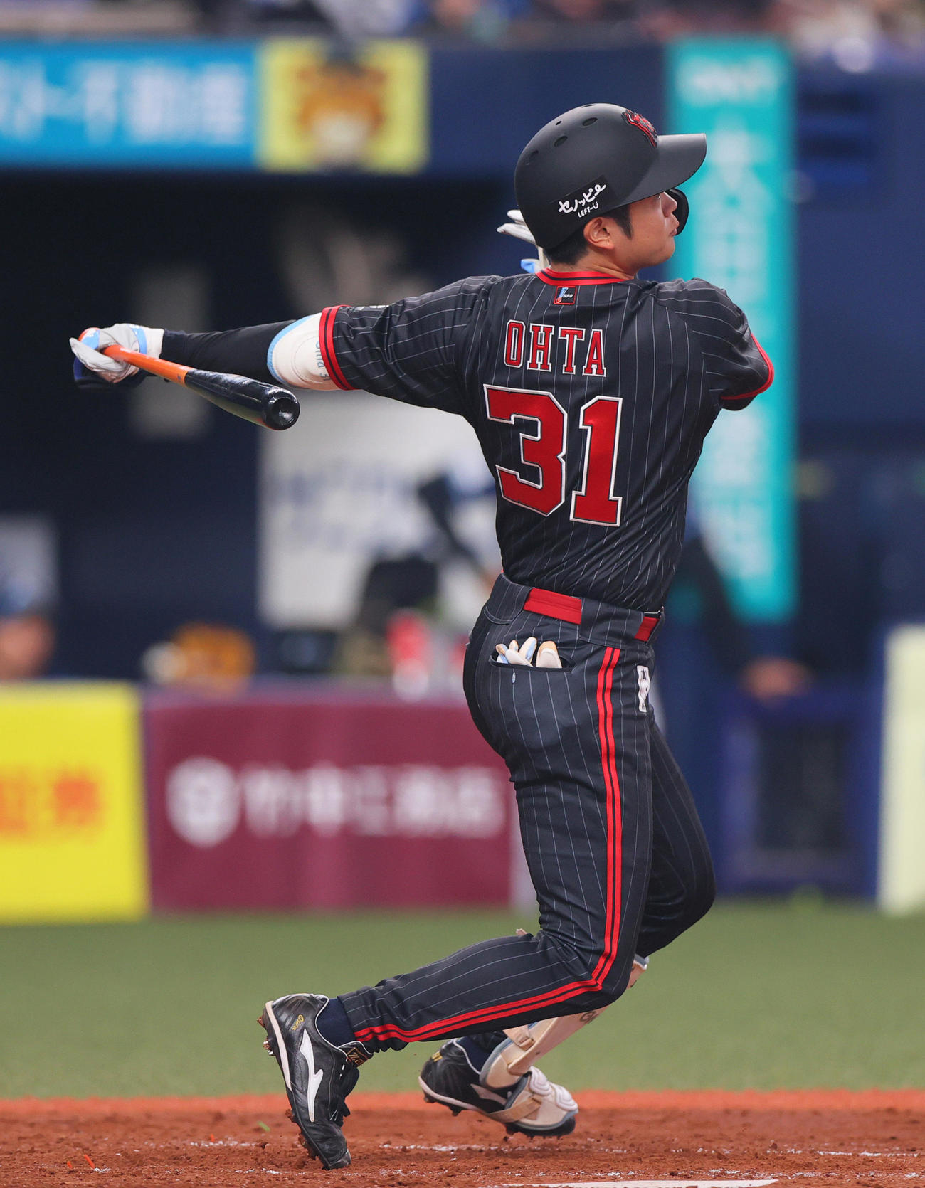 オリックス対日本ハム　3回裏オリックス2死一塁、太田は中前打を放つ（撮影・上山淳一）