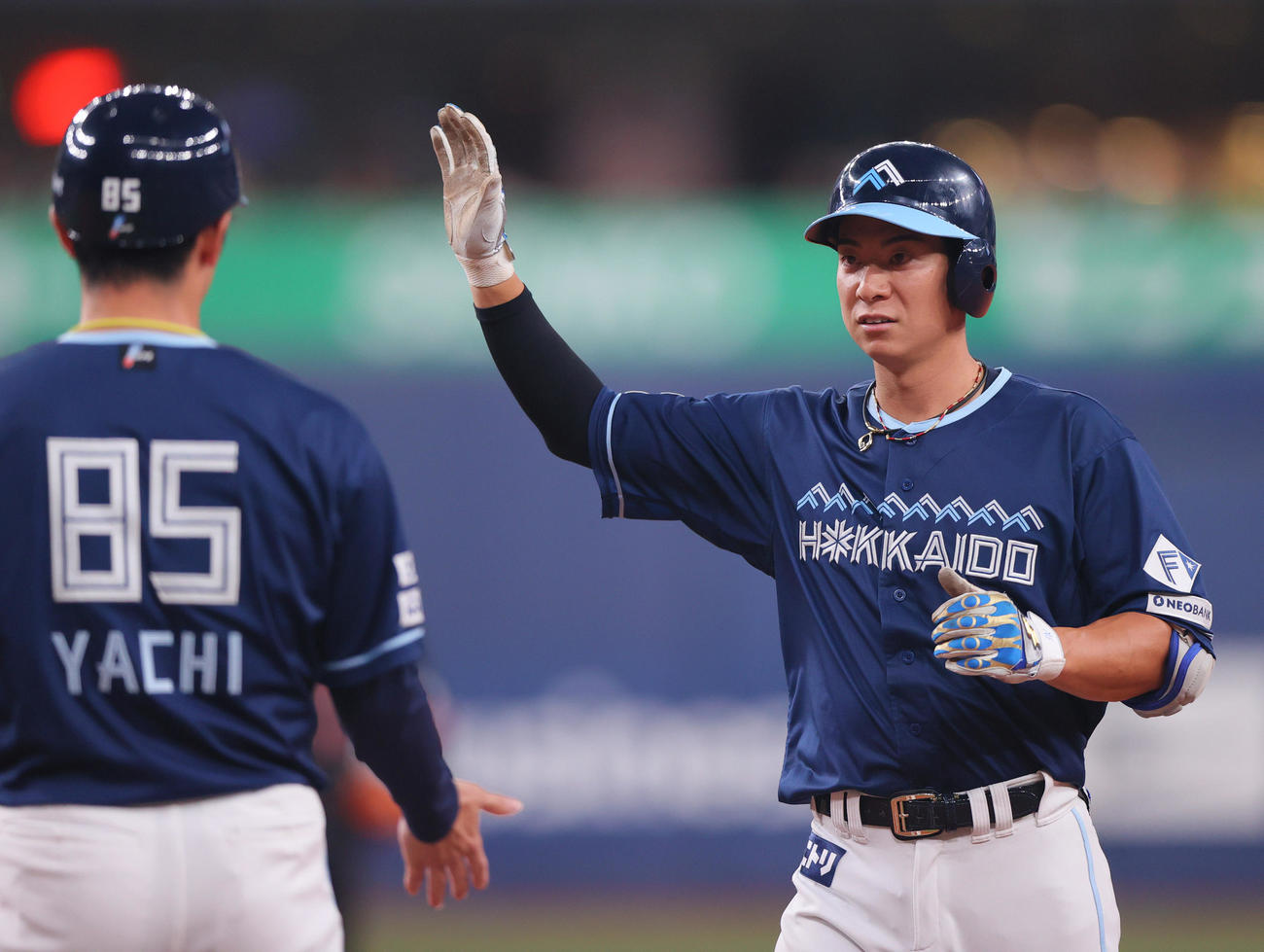 オリックス対日本ハム　4回表日本ハム1死一、三塁、松本は右前適時打を放つ（撮影・上山淳一）