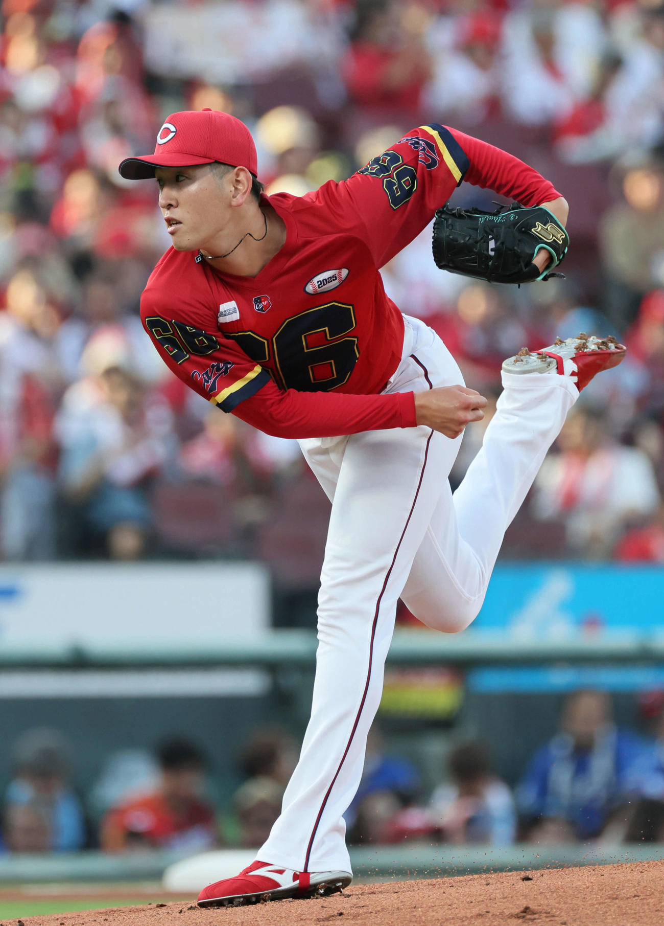 広島対中日　広島先発の遠藤（撮影・加藤孝規）