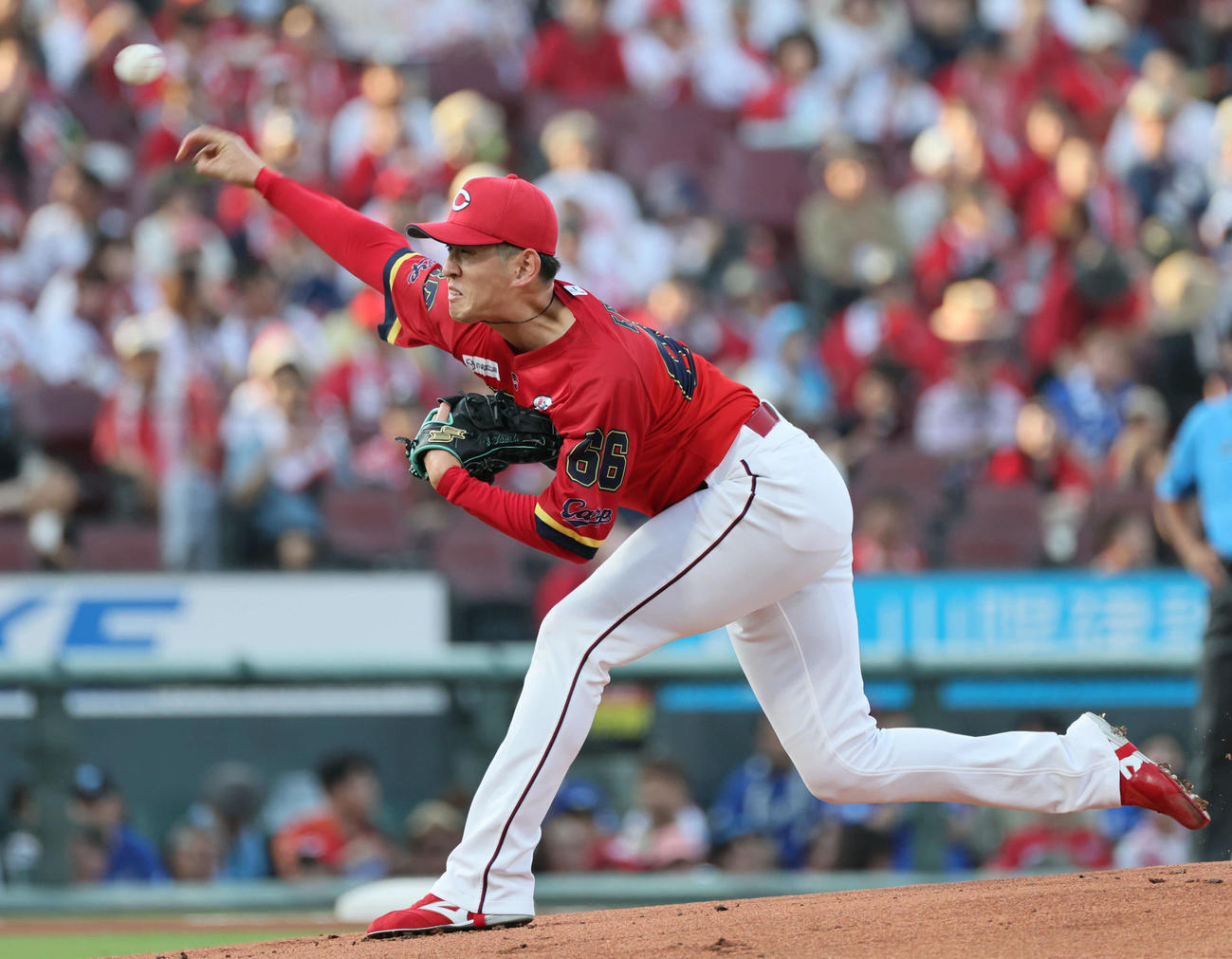 広島対中日　広島先発の遠藤（撮影・加藤孝規）
