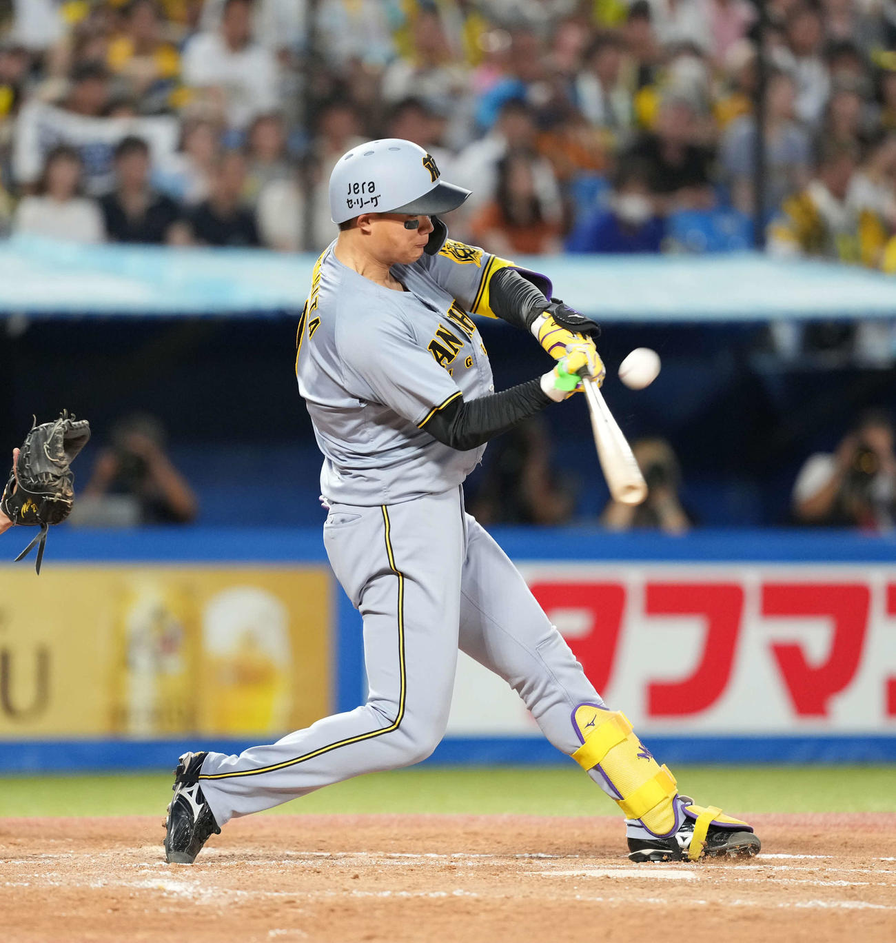 ヤクルト対阪神　3回表阪神2死、三塁打を放つ森下（撮影・井上学）