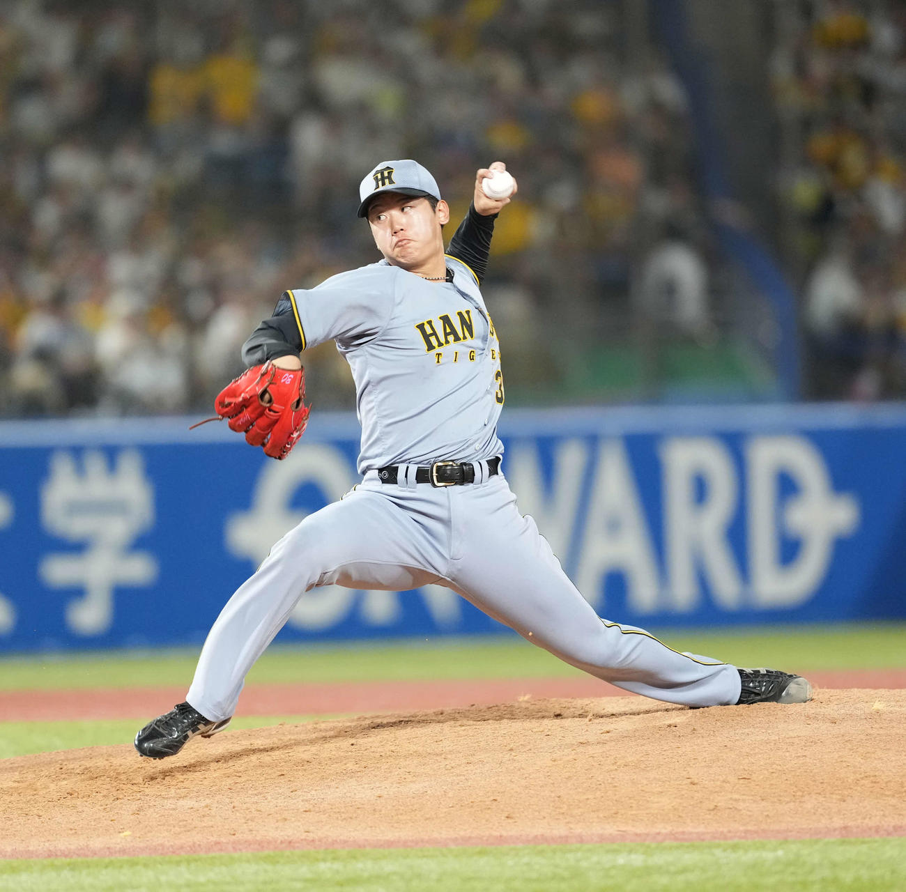 ヤクルト対阪神　力投する阪神門別（撮影・井上学）