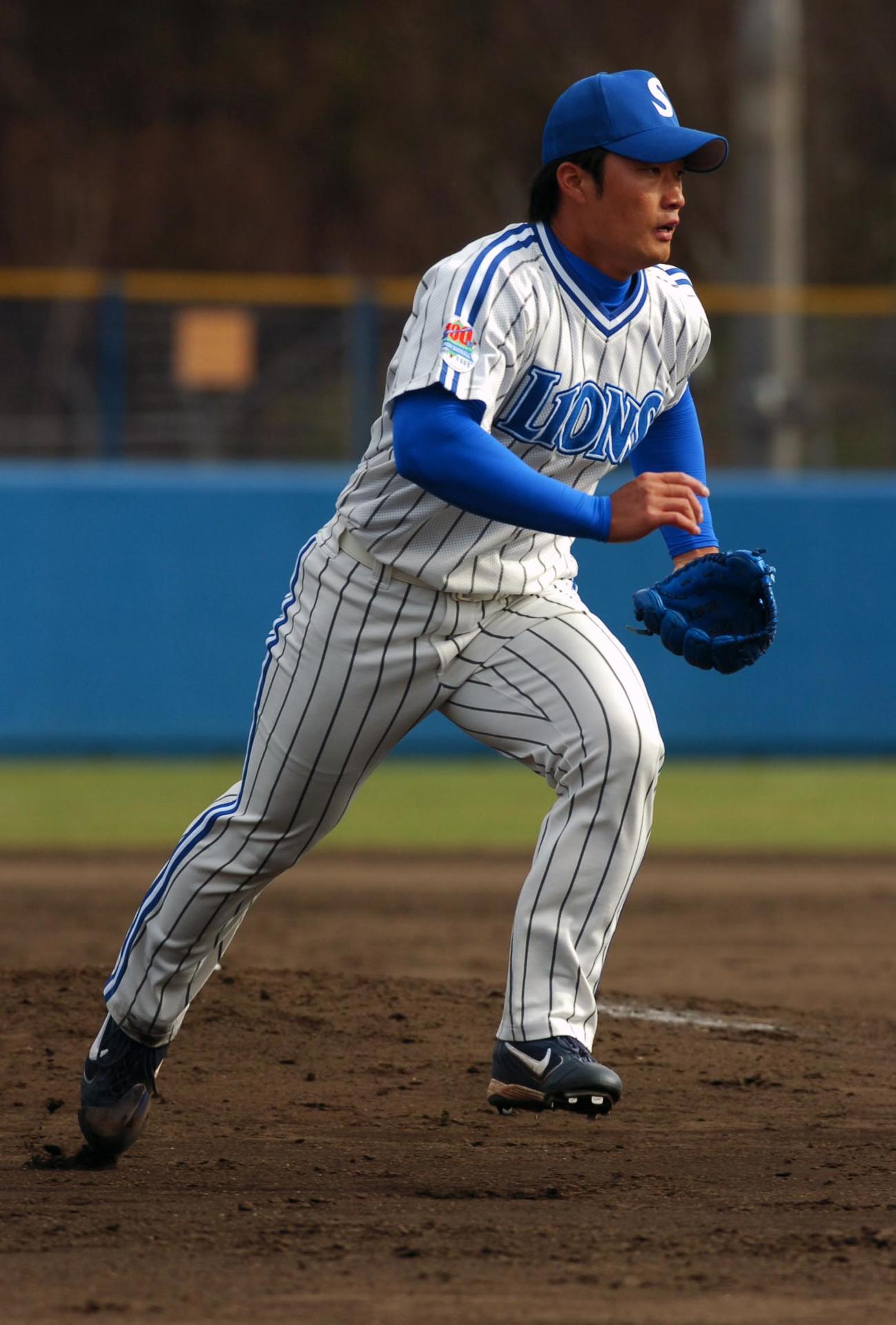 阪神の春季キャンプで三星5番手で登板した呉昇桓（オ・スンハァン）（撮影・加藤仁）＝06年2月13日