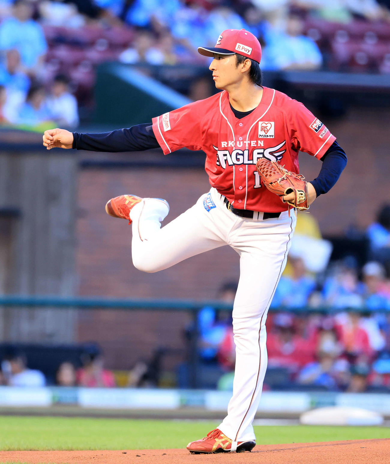 楽天対オリックス　力投する楽天先発の荘司（撮影・浅見桂子）