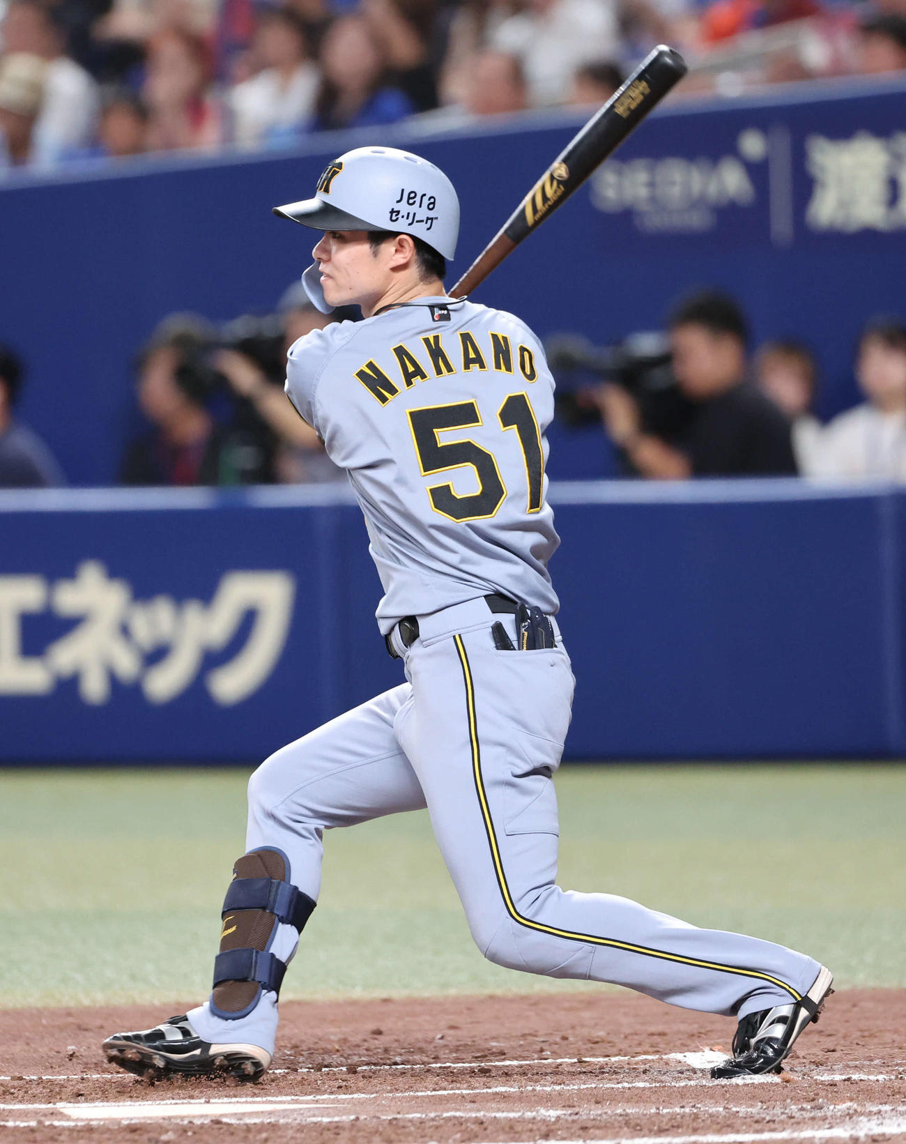 中日対阪神　3回表阪神2死二塁、中野は中前に適時打を放つ（撮影・西尾就之）