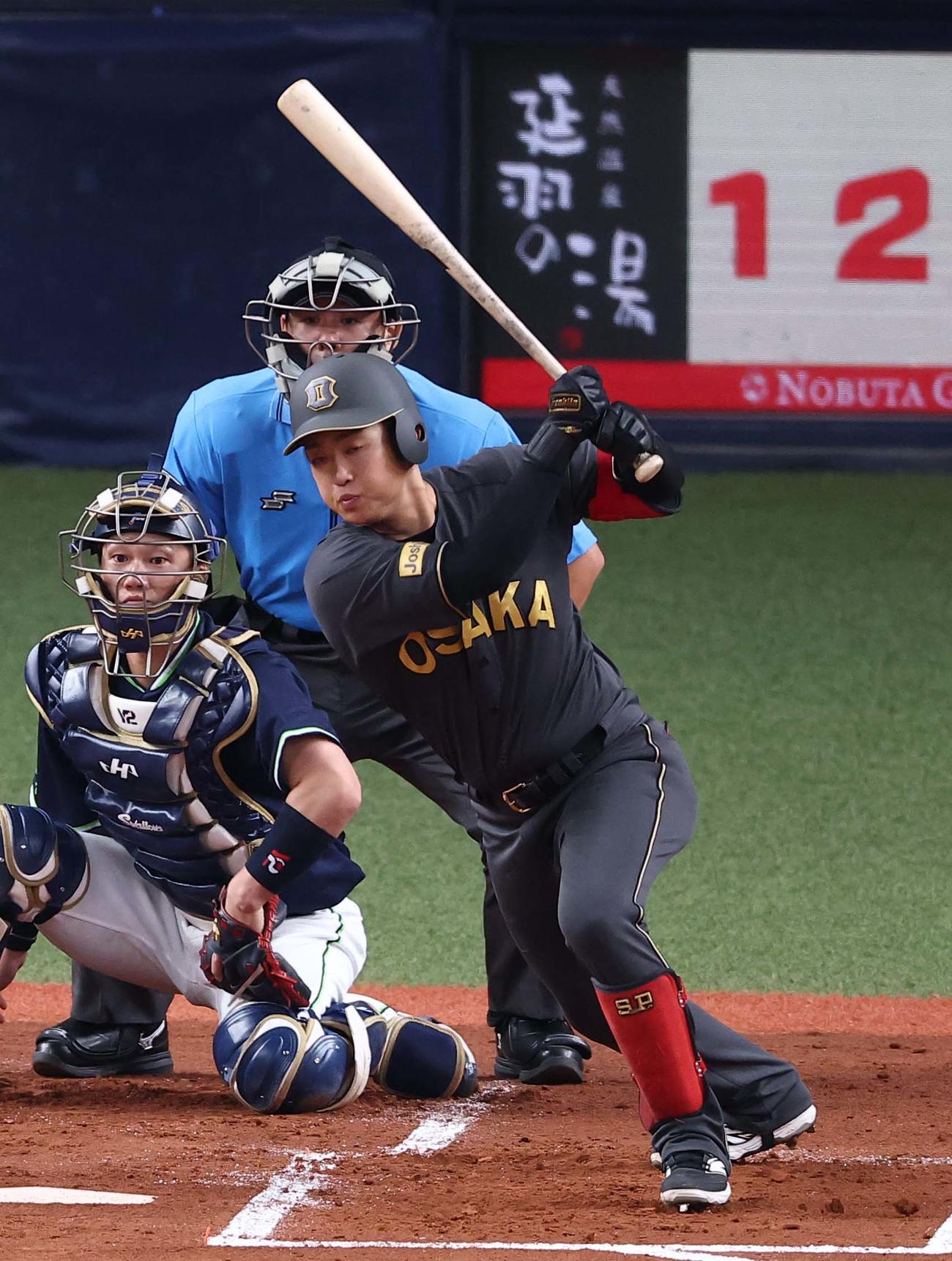 阪神対ヤクルト　1回裏阪神2死、中川は投ゴロに倒れる（撮影・上田博志）