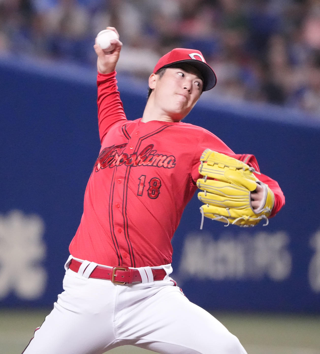 中日対広島　1回裏、登板する広島先発の森下（撮影・森本幸一）