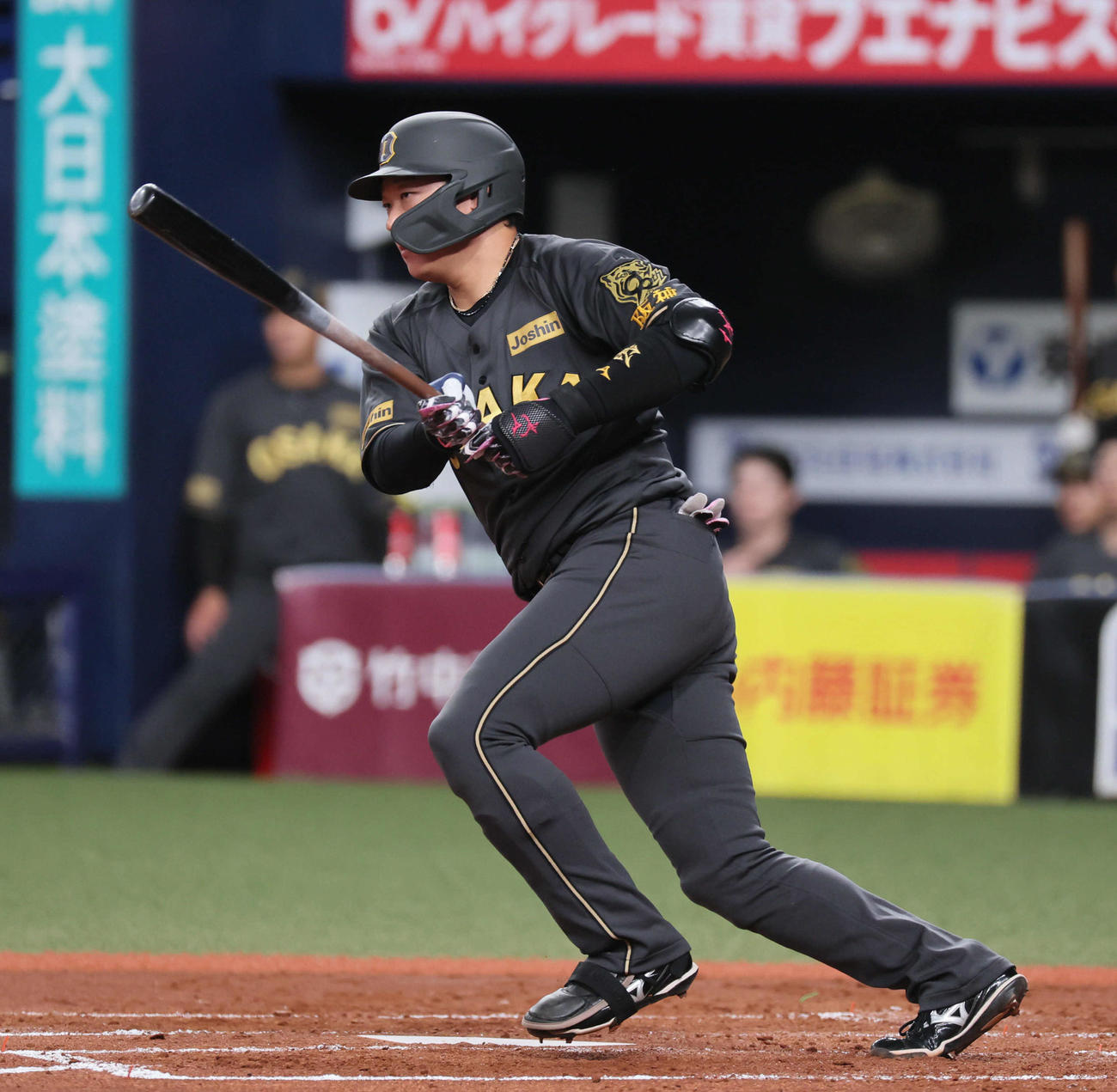 阪神対ヤクルト　3回裏阪神2死、大山は左前打を放つ（撮影・宮崎幸一)