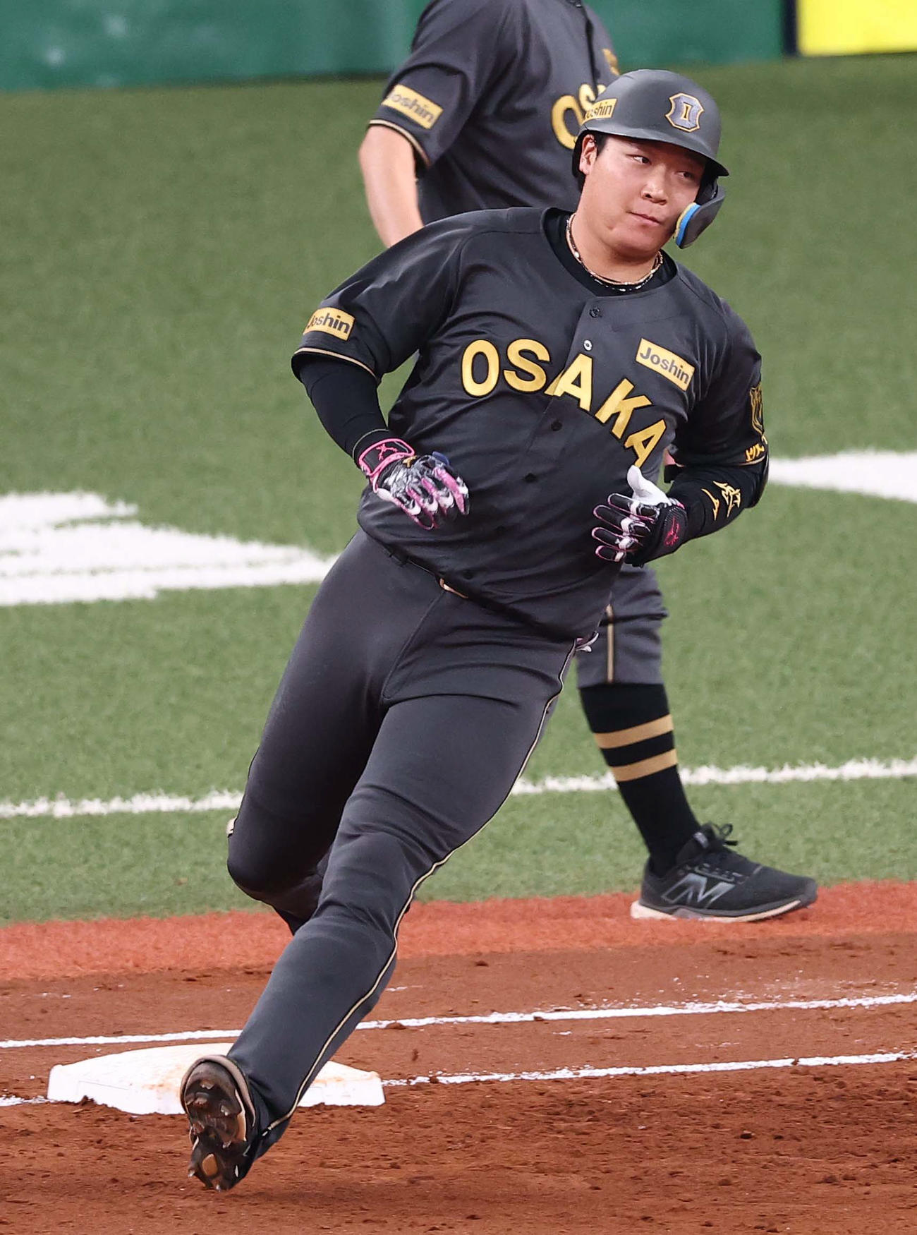 阪神対ヤクルト　3回裏阪神2死、大山は左前打を放つ（撮影・上田博志）