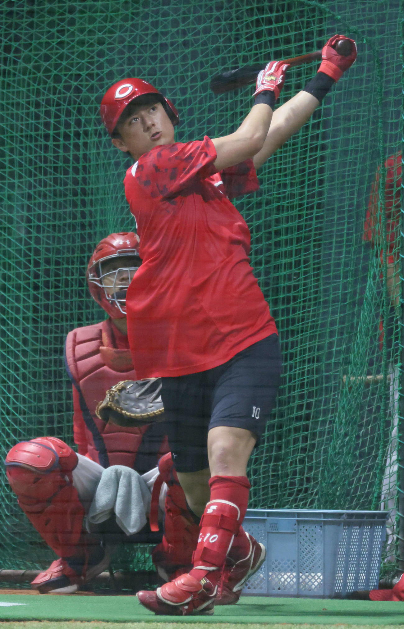 打撃練習を行う1軍に合流した佐々木（撮影・加藤孝規）