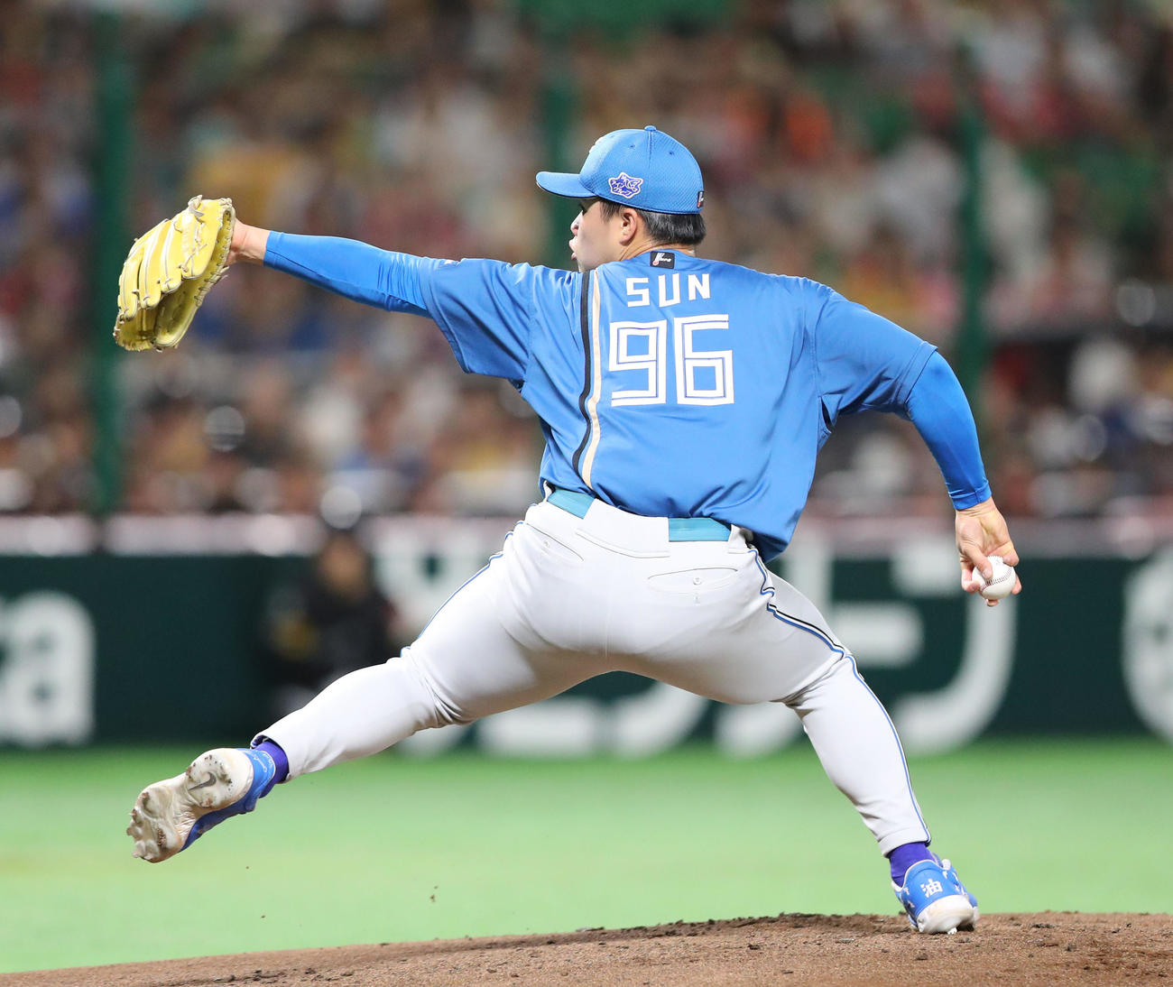 ソフトバンク対日本ハム　力投する日本ハム先発の孫（撮影・梅根麻紀）