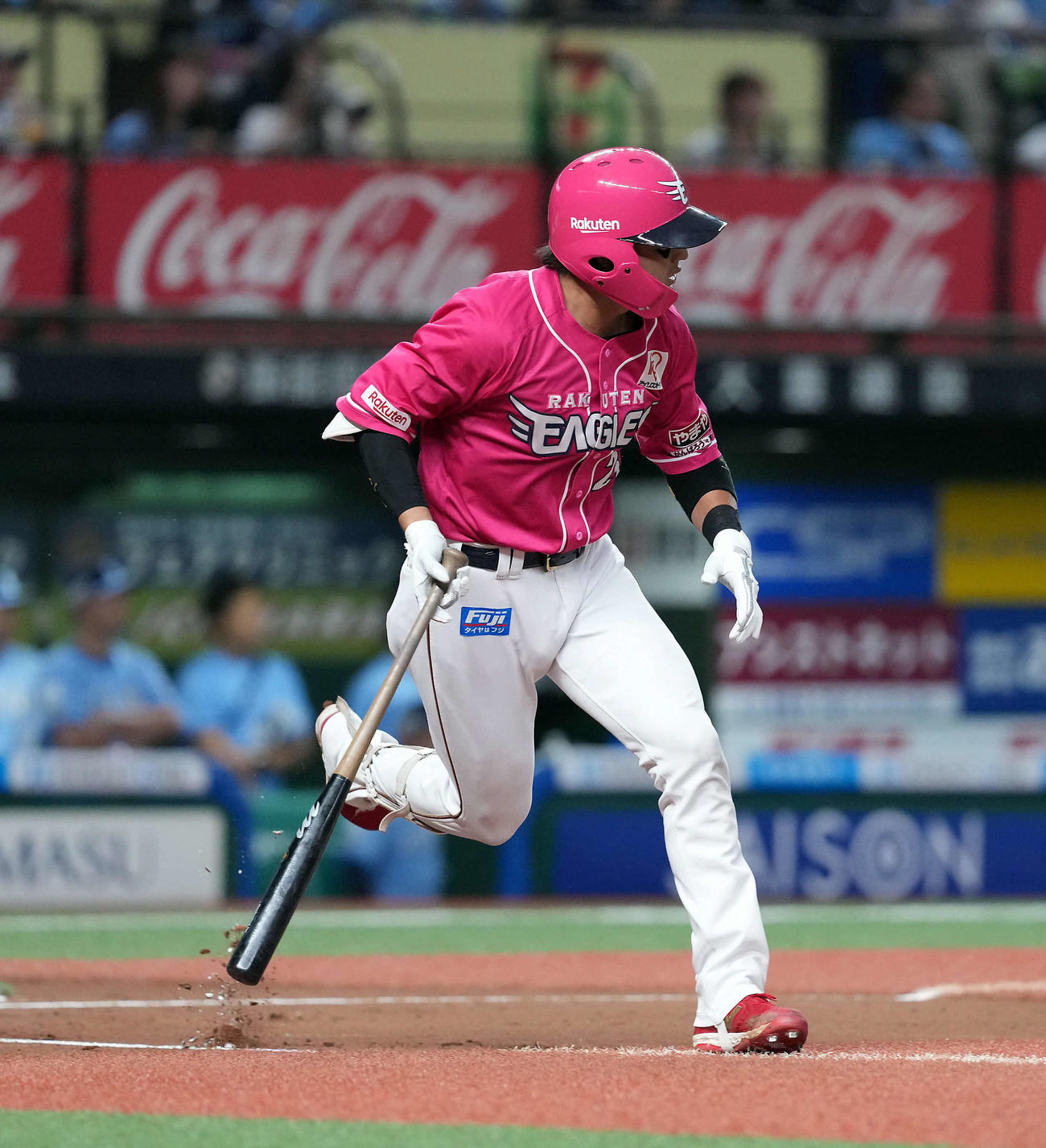 西武対楽天　1回表楽天2死三塁、左前に先制の適時打を放つ黒川（撮影・たえ見朱実）