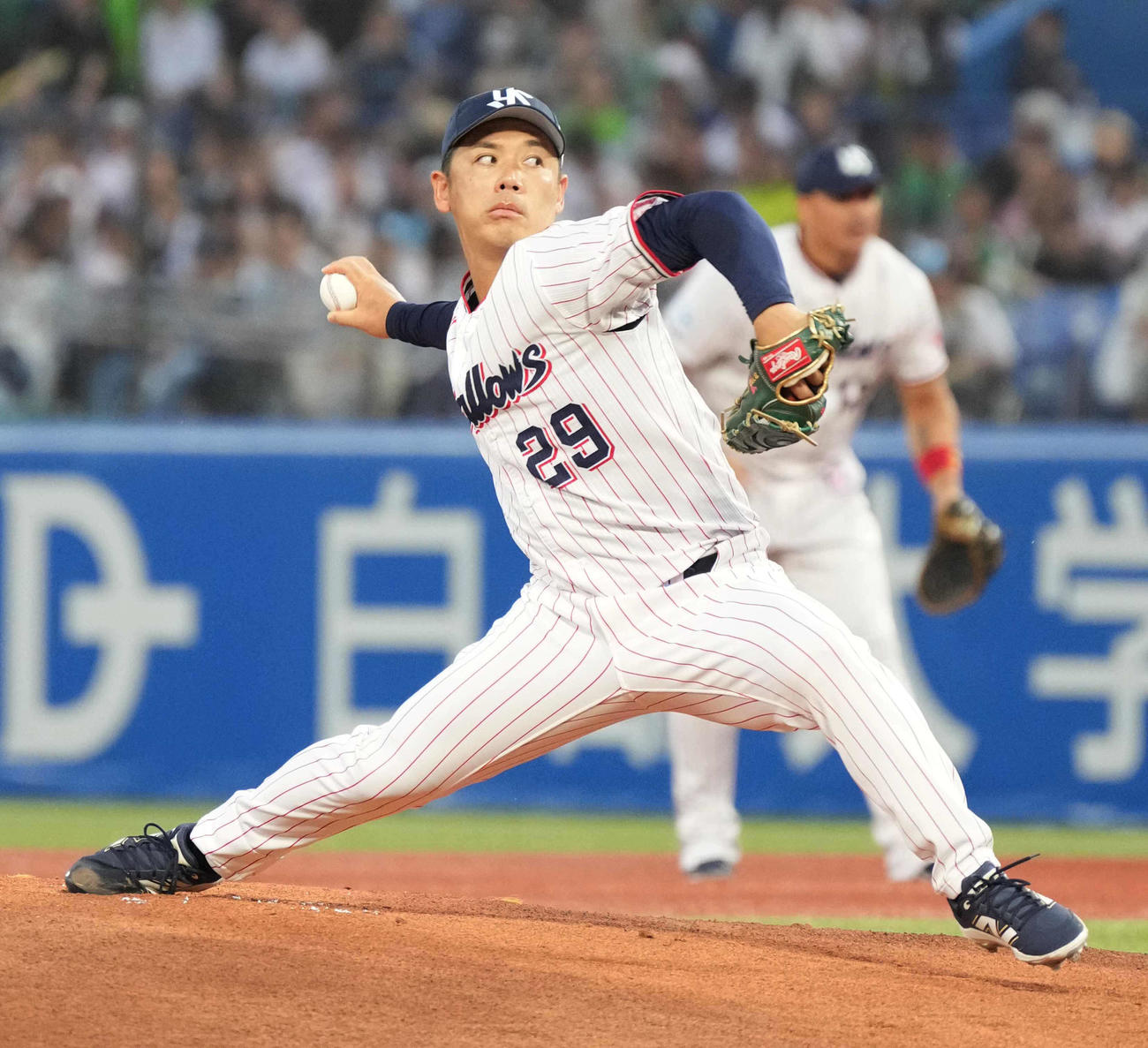 ヤクルト対DeNA　ヤクルト先発の小川（撮影・小沢裕）