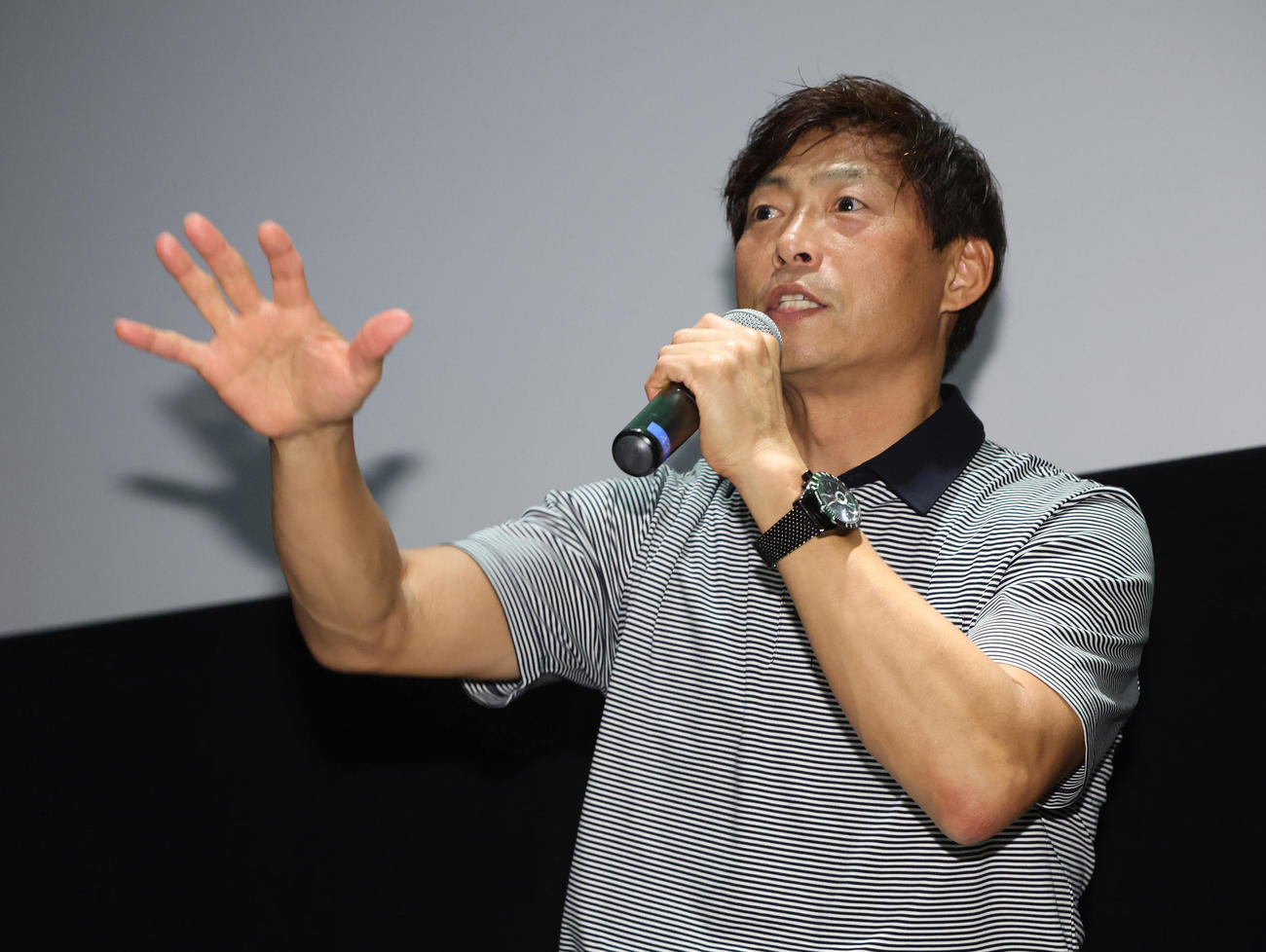 トークショーで今シーズンの阪神タイガースについて語る元阪神桧山進次郎氏（撮影・白石智彦）