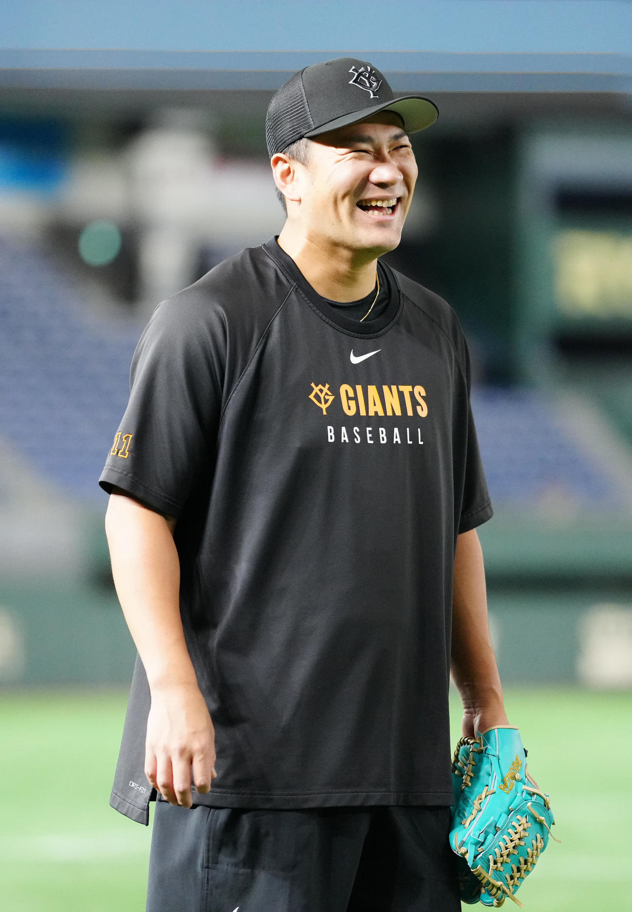 巨人対中日　試合前練習中、笑顔を見せる巨人田中将（撮影・江口和貴）