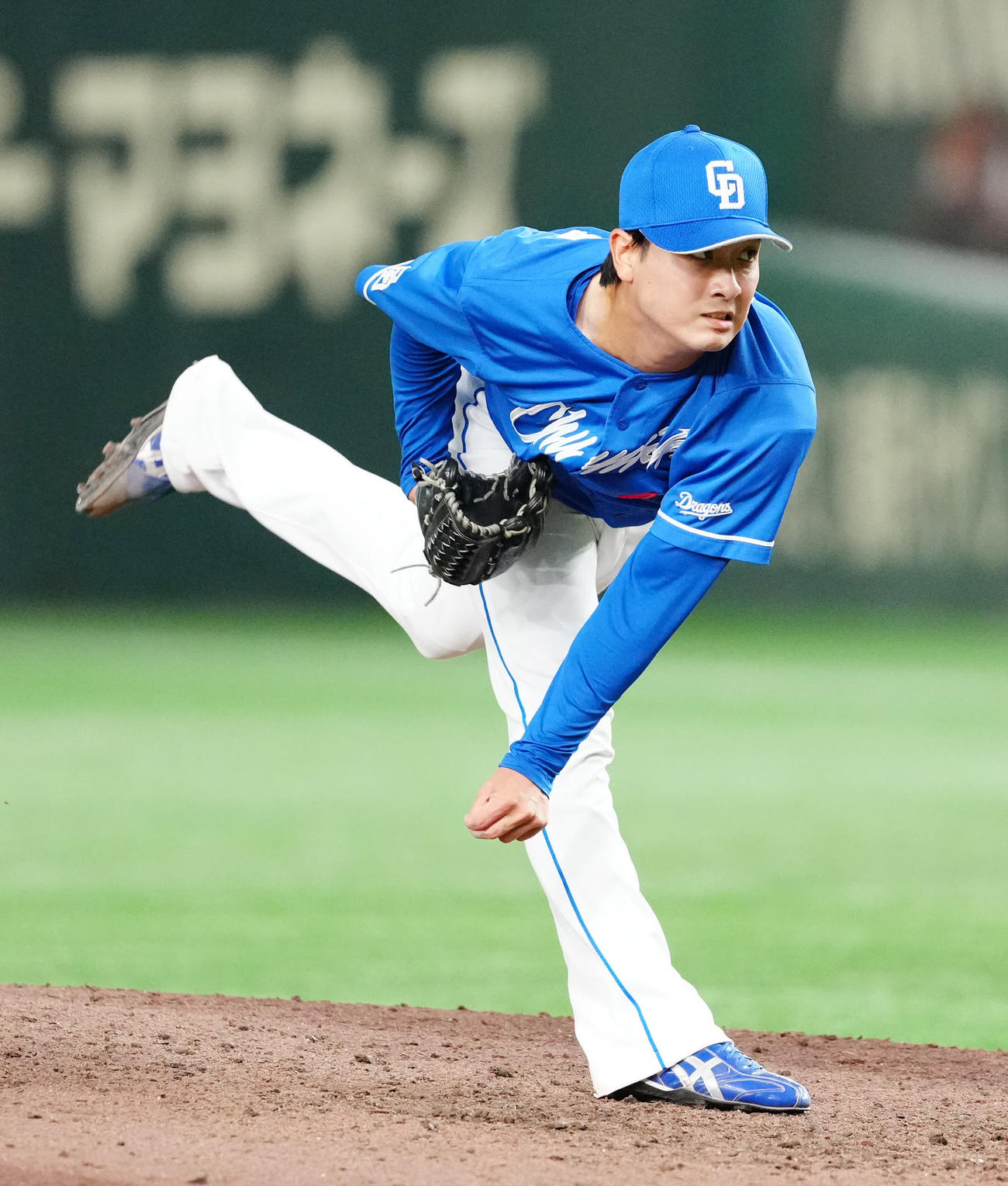 巨人対中日　プロ初登板となる中日3番手の吉田（撮影・江口和貴）
