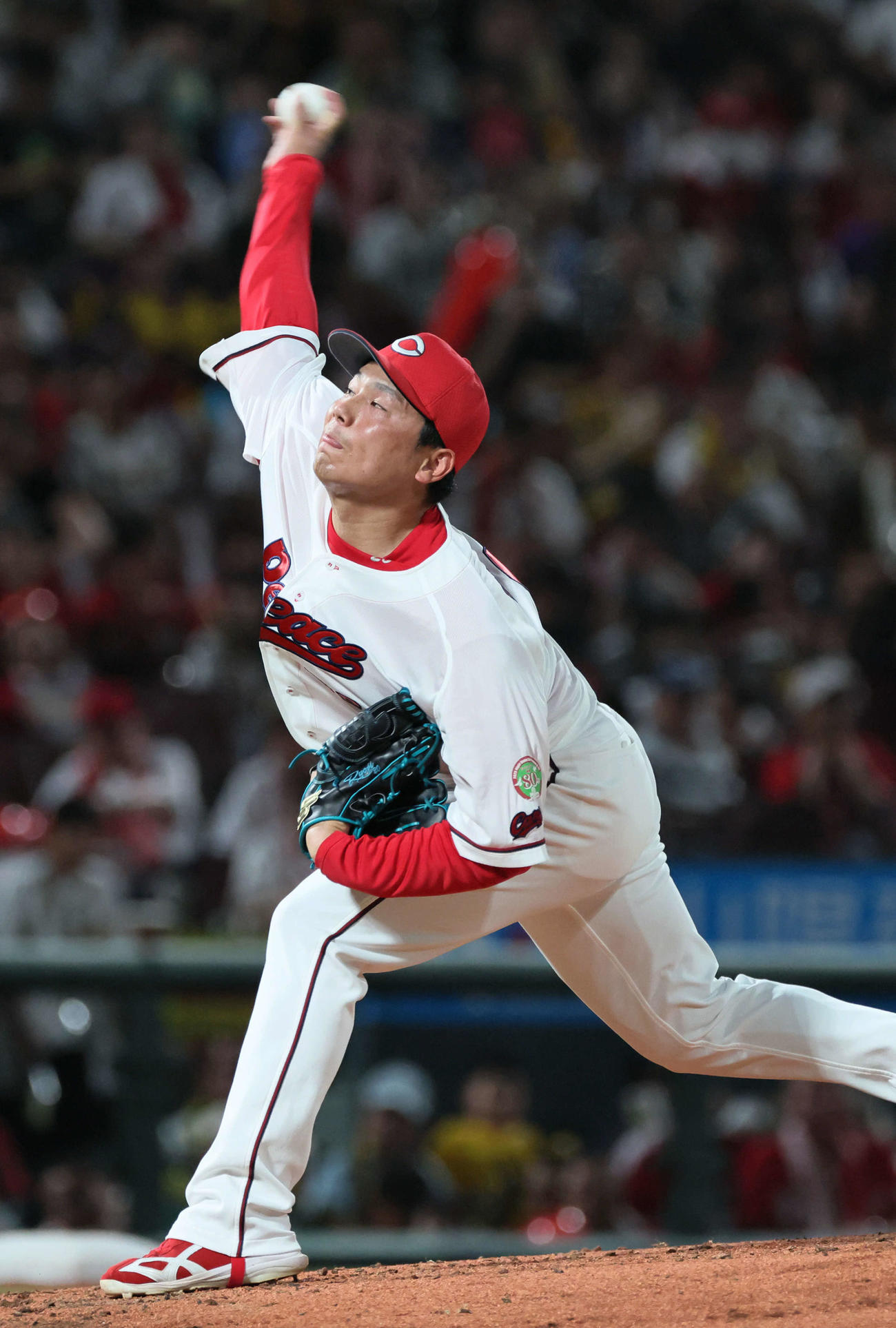 広島対阪神　7回表阪神、広島2番手の栗林（撮影・加藤孝規）